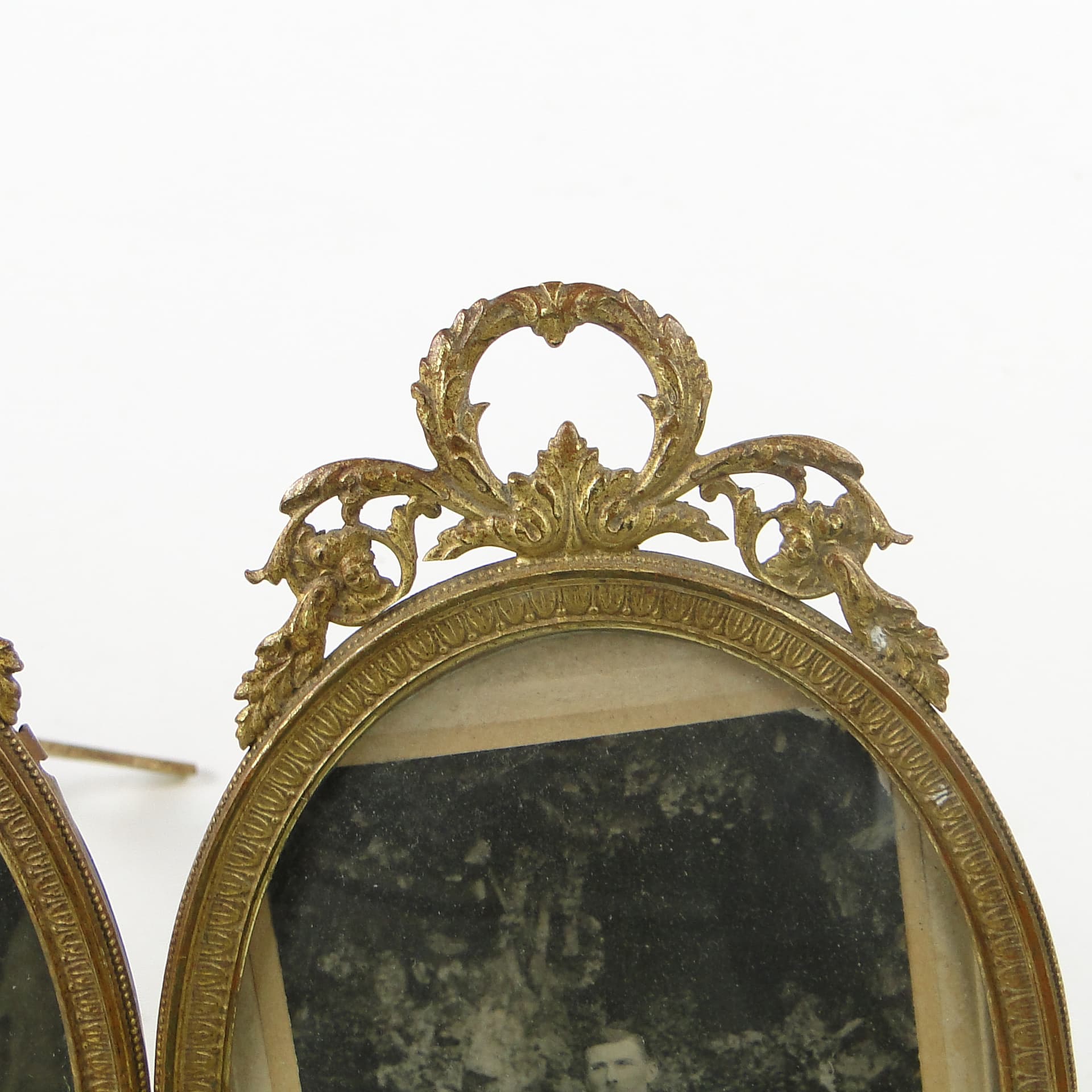 Empire diptych photo frame, gilt brass, France, early 20th c. - 111479