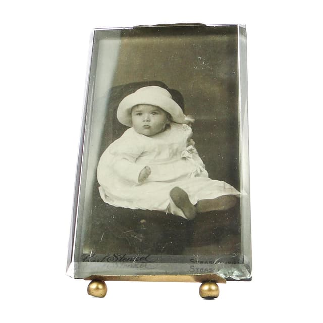 Minimalism photo frame, glass, Austria, 19th c. - DIMENSION