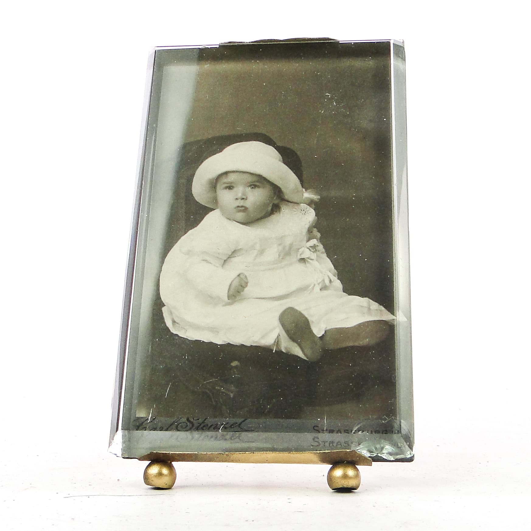 Minimalism photo frame, glass, Austria, 19th c. - 111586
