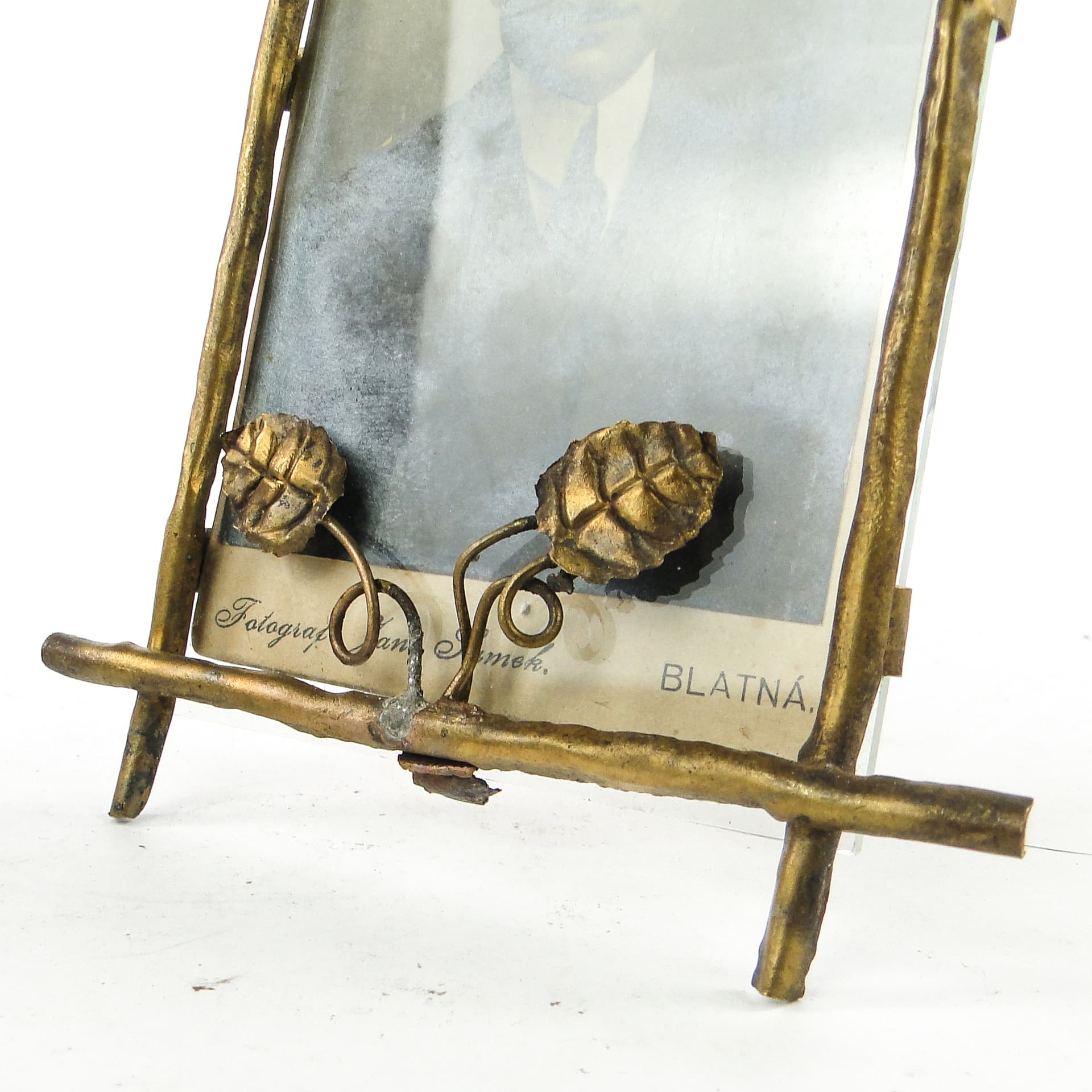 Art Nouveau photo frame, brass, France, early 20th c. - 111674