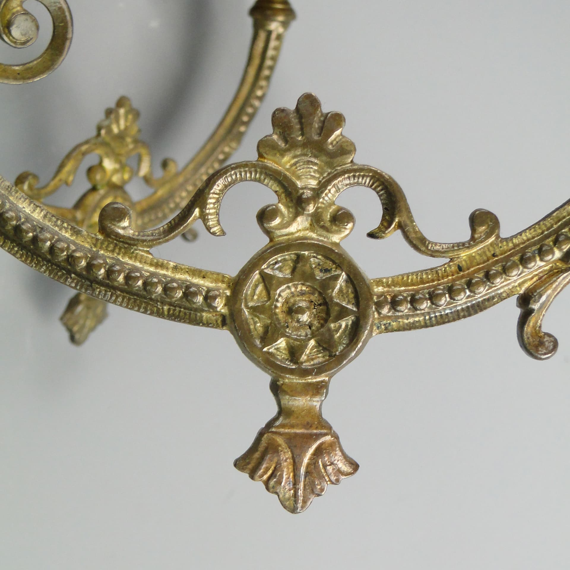 Para kinkietów, złoty, mosiądz, Francja, początek XX w. - 8073