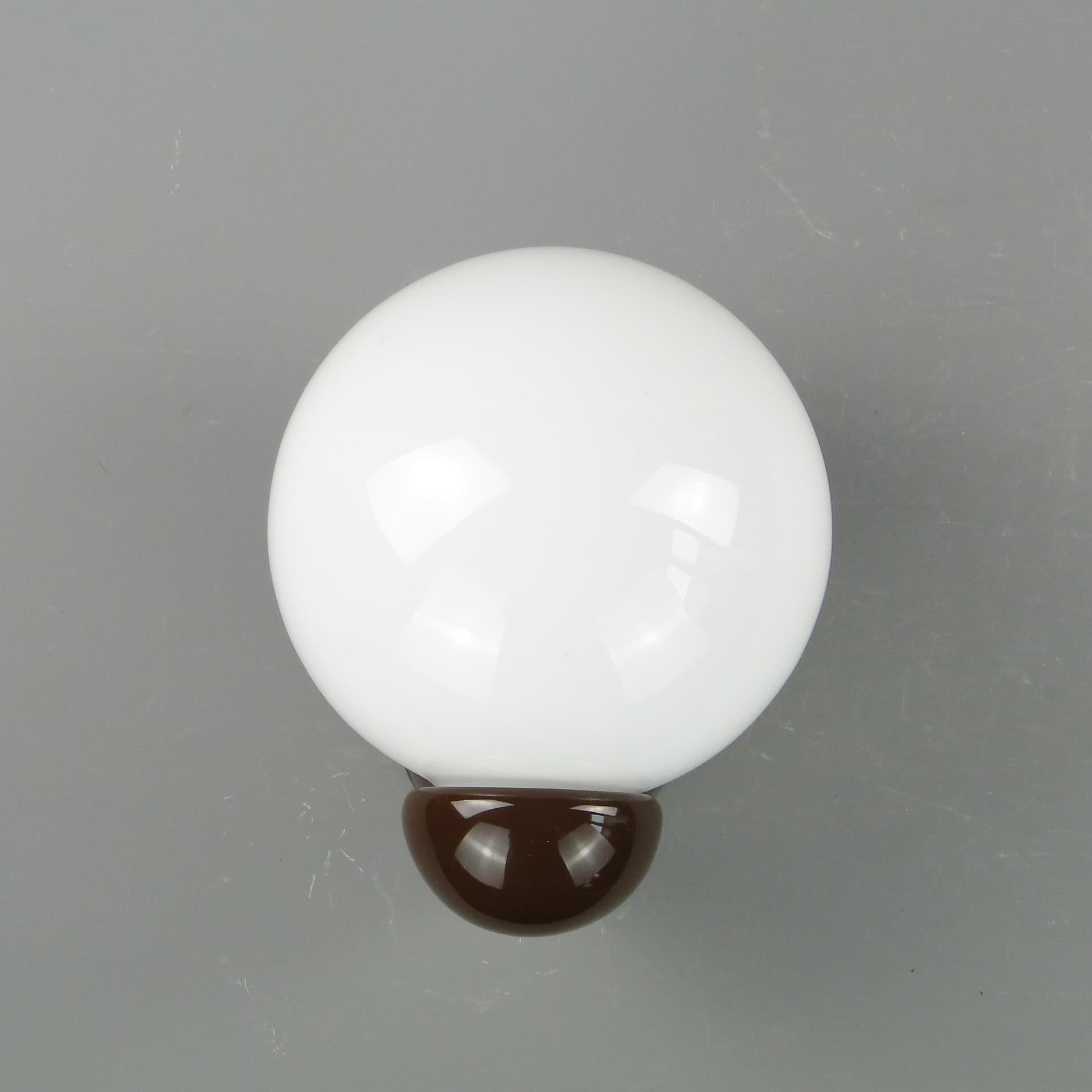 Kinkiet, brązowy ciemny, ceramika, Polska, lata 70. - 8110