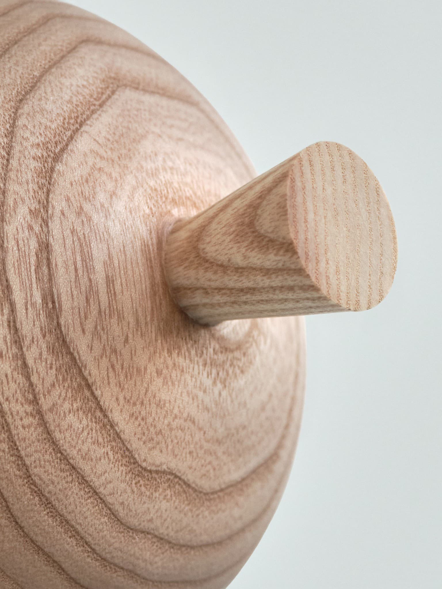 Zestaw dwóch haków ściennych Buste, naturalny jesion, proj. Maria Jeglińska-Adamczewska, GestGest - 112260