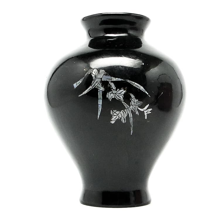 Wazon Minimalizm, lakier czarny, aplikacja z macicy perłowej, Japonia, lata 50. - 112468