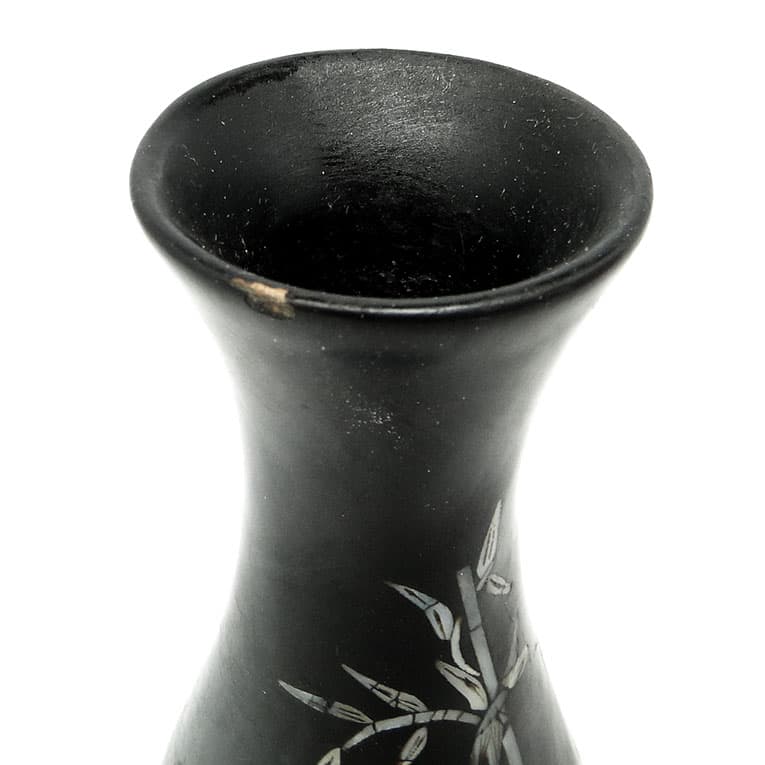 Wazon Oriental, laka czarna, aplikacja z masy perłowej, Japonia, lata 50. - 112483