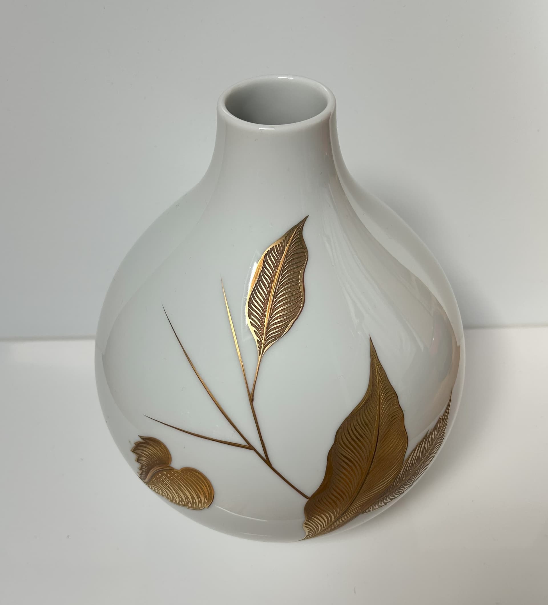 Wazon Chiemsee Selb Bavaria, biały, porcelana, Niemcy, lata 70. - 8146