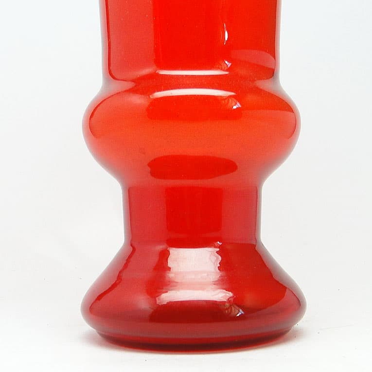 Wazon postmodernistyczny, szkło czerwone, Polska, lata 70. - 112628