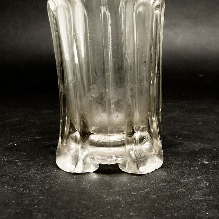 Wazon, mid-century modern, szkło prasowane rozalinowe, Polska, lata 50. - 113251