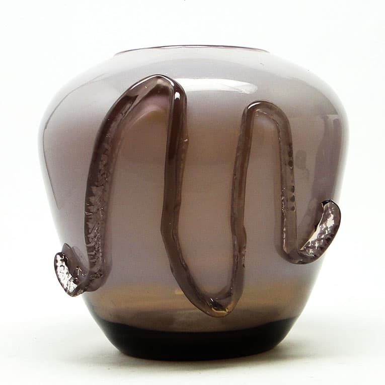 Wazon, polski modernizm, szkło fioletowe, proj. J. Słuczan-Orkusz, Polska, lata 70. - 113432