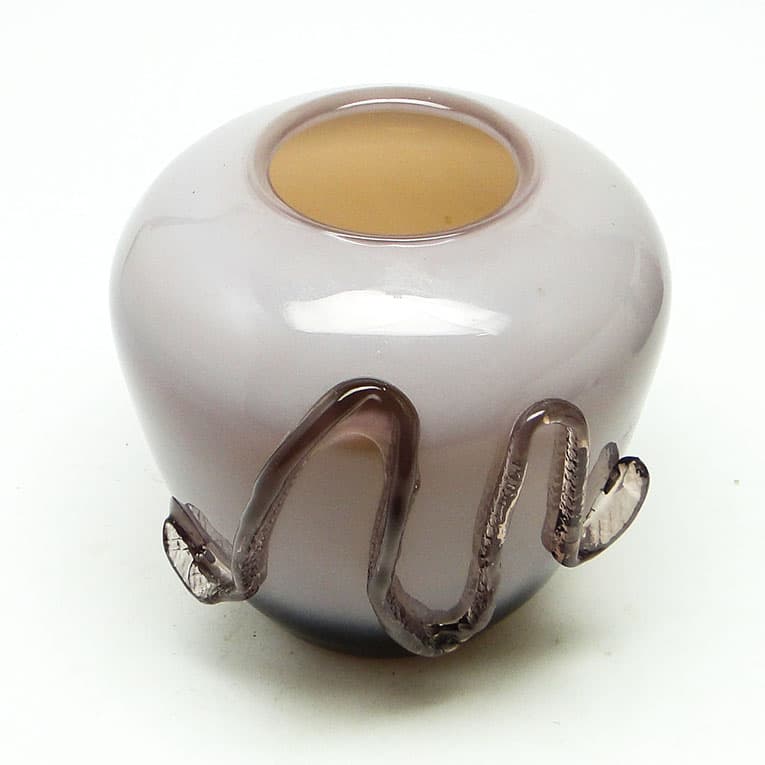 Wazon, polski modernizm, szkło fioletowe, proj. J. Słuczan-Orkusz, Polska, lata 70. - 113439