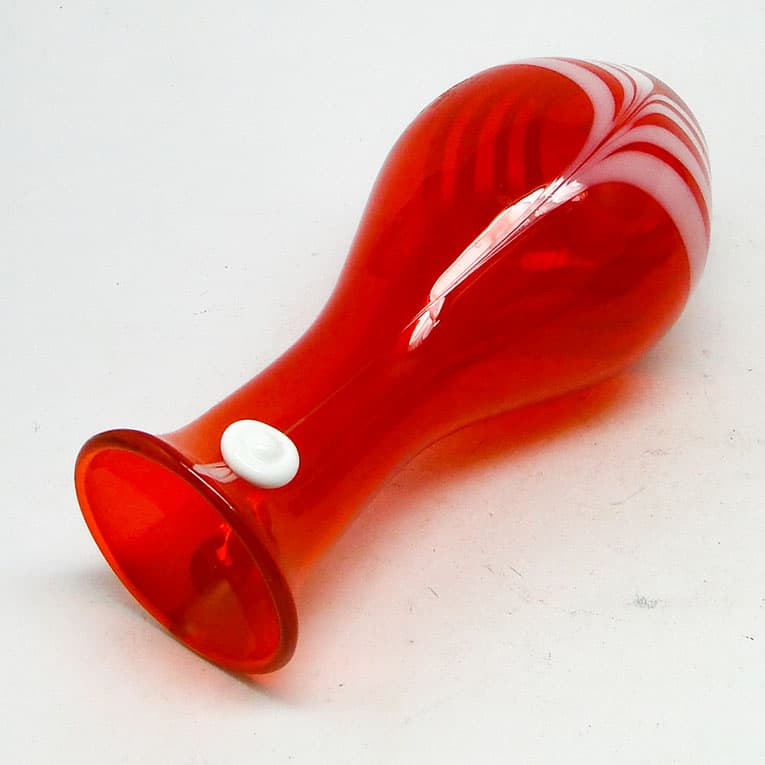 Wazon z oczkiem, mid-century modern, szkło czerwone, proj. L. Fiedorowicz, Polska, lata 70. - 113603