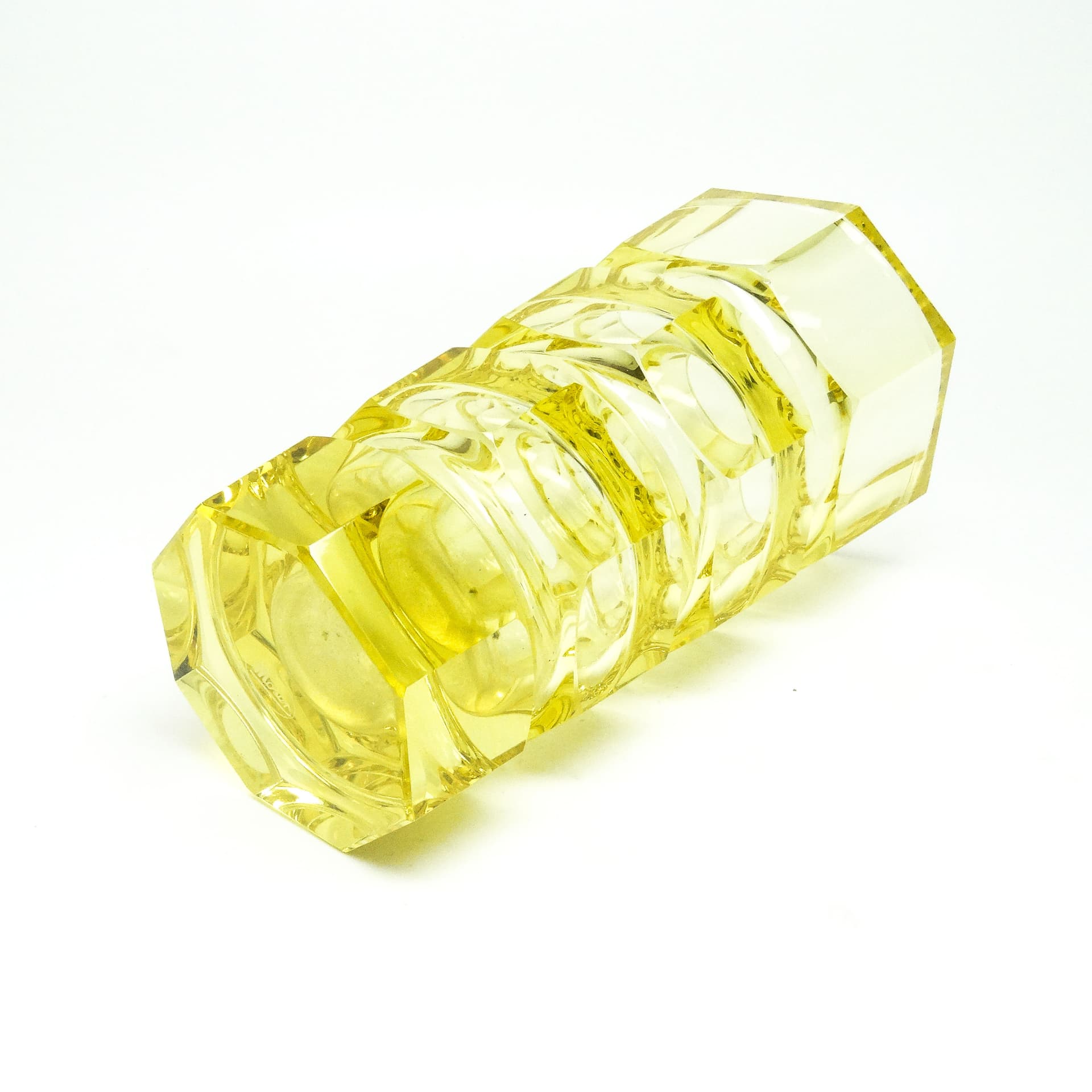 Wazon Art Deco, kryształ żółty, proj. J. Hoffmann, Moser, Czechosłowacja, lata 30. - 114485