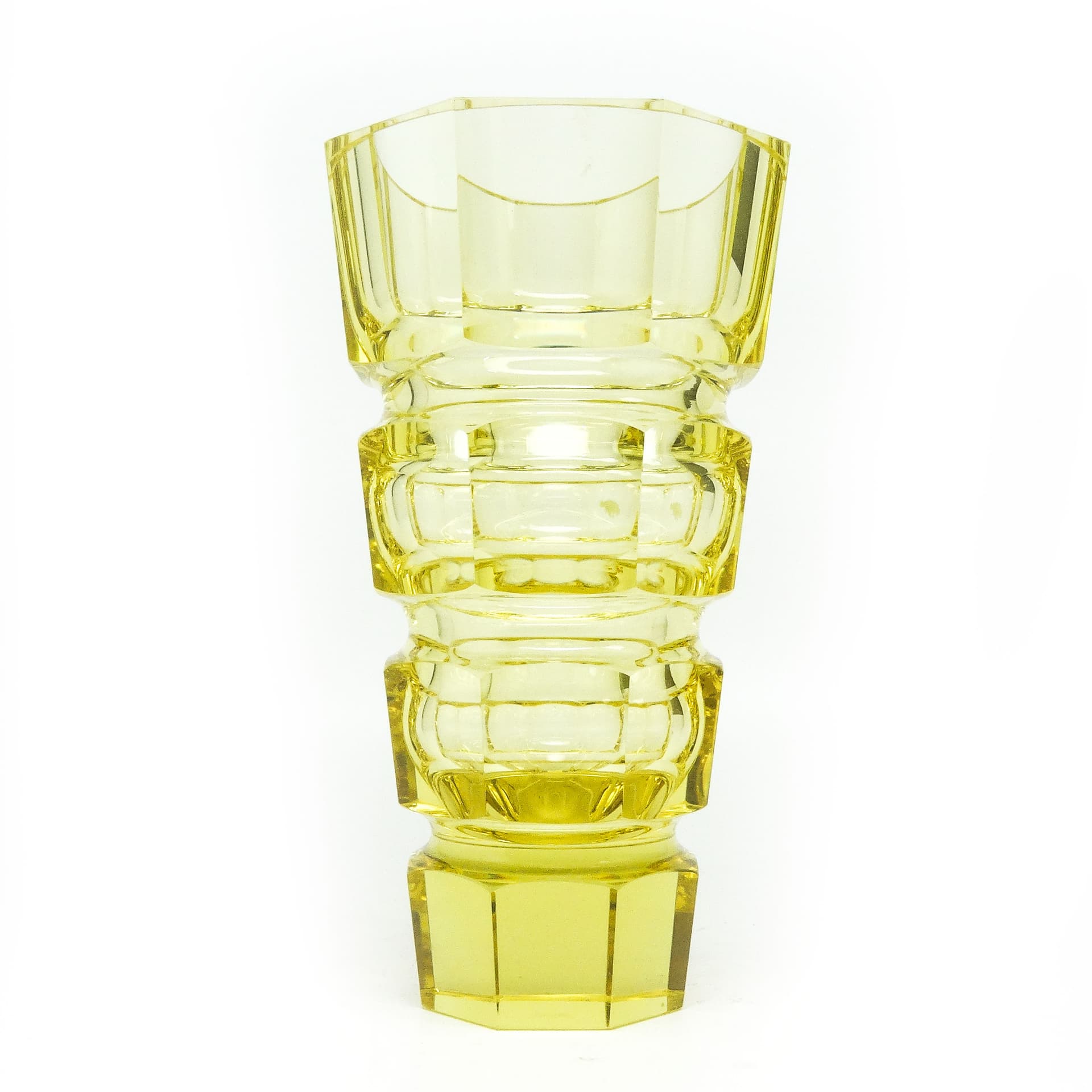 Wazon Art Deco, kryształ żółty, proj. J. Hoffmann, Czechosłowacja, lata 30. - 114969