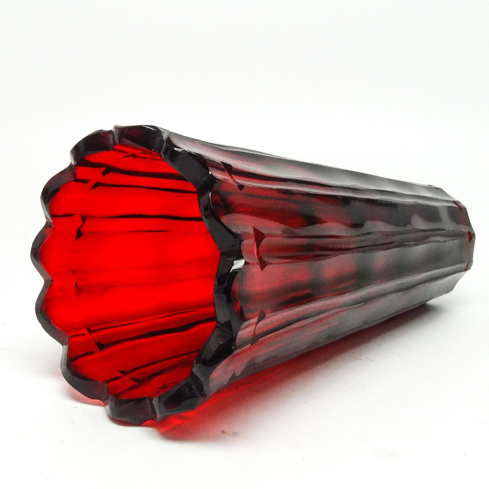 Wazon Biedermeier, kryształ rubinowy, Bohemia, Czechy, XIX w. - 114981