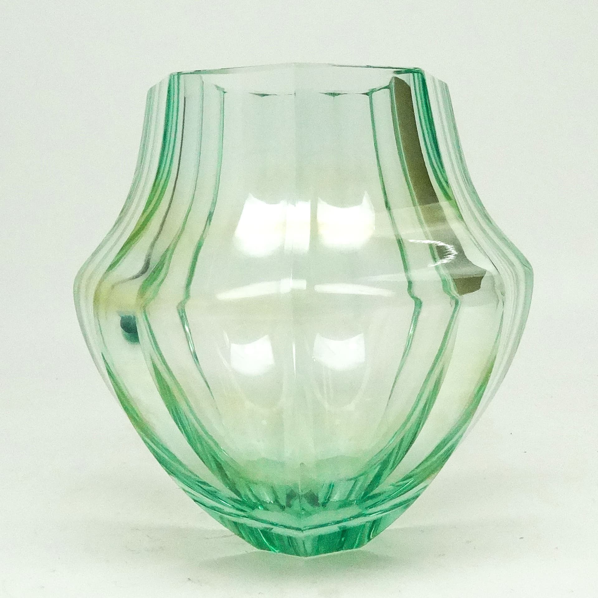 Art Deco vase, crystal, Moser, Czechoslovakia, 1930s. - 115557