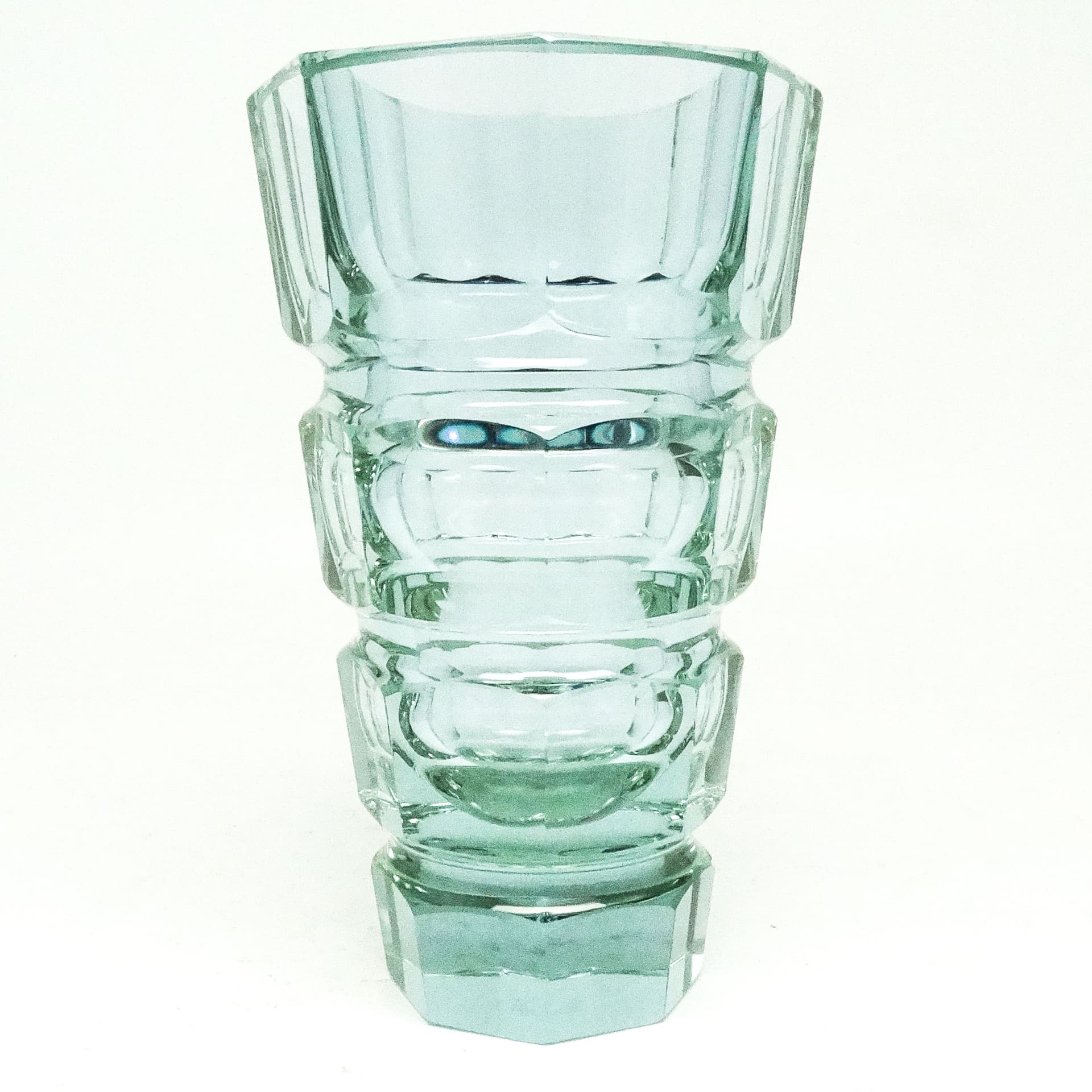 Wazon Art Deco, szkło aleksandrytowe, proj. J. Hoffmann, Moser, Czechosłowacja, lata 30. - 115738