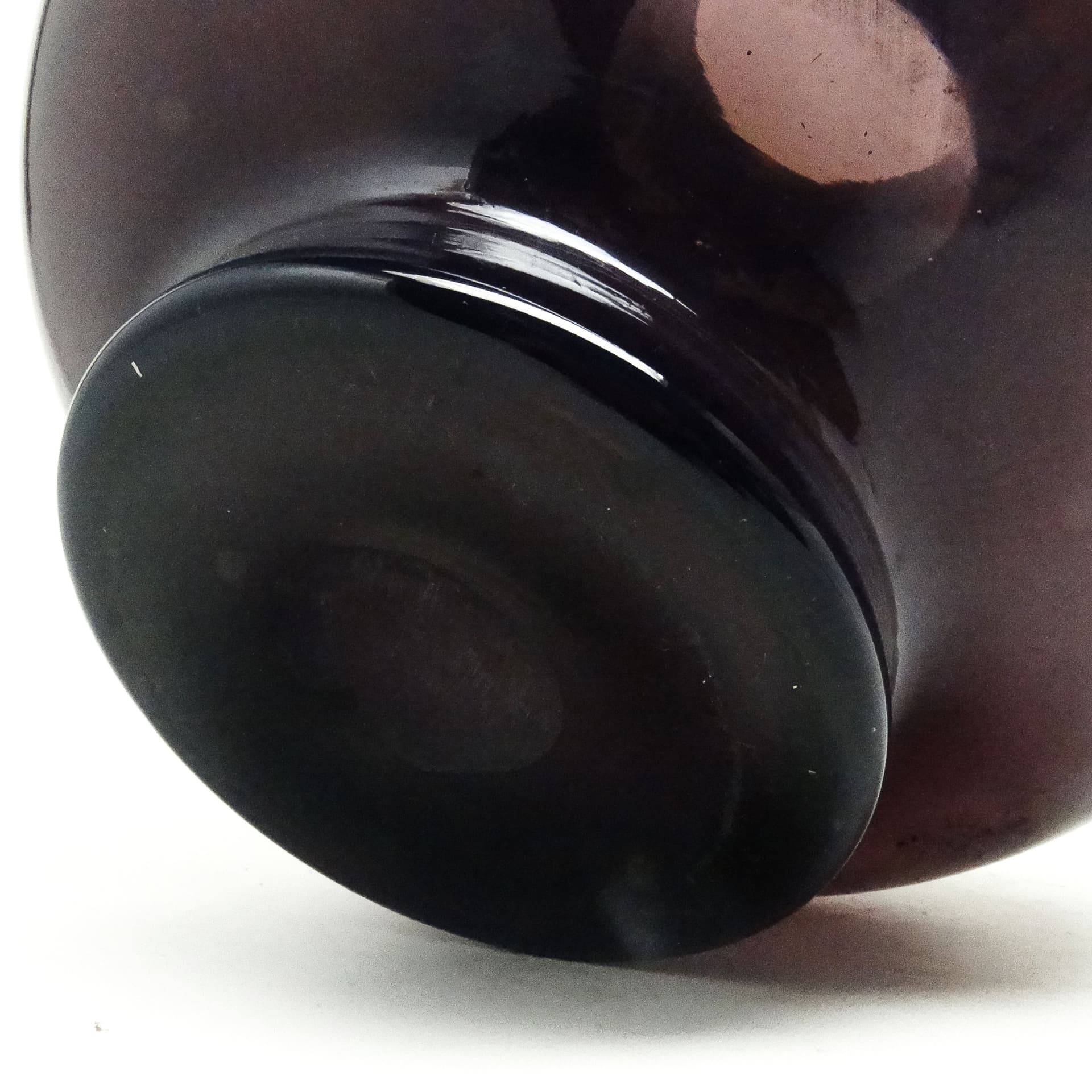 Wazon modernizm, szkło fioletowe, proj. J. Słuczan-Orkusz, Polska, lata 70. - 115842