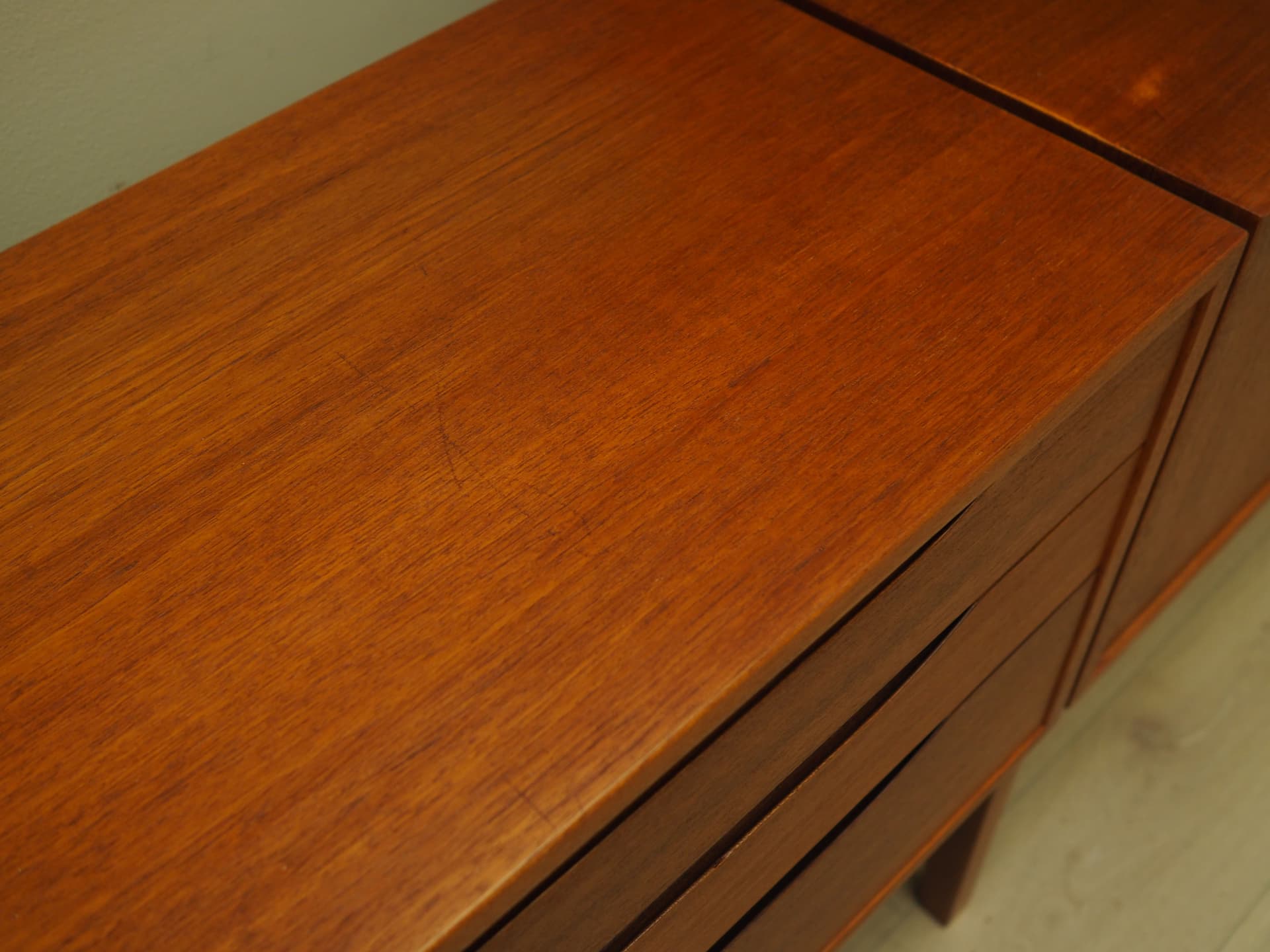 Shelving Unit Veggen de Luxe, teak, transparent glass, by T. Afdal, R. Hesland, Bruksbo, Norway, 1960s. - 123513