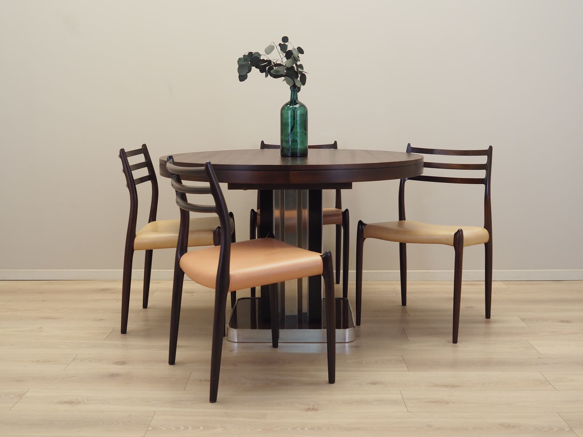 Round table, dark brown mahogany, steel, Italy, 1970s. - 123531