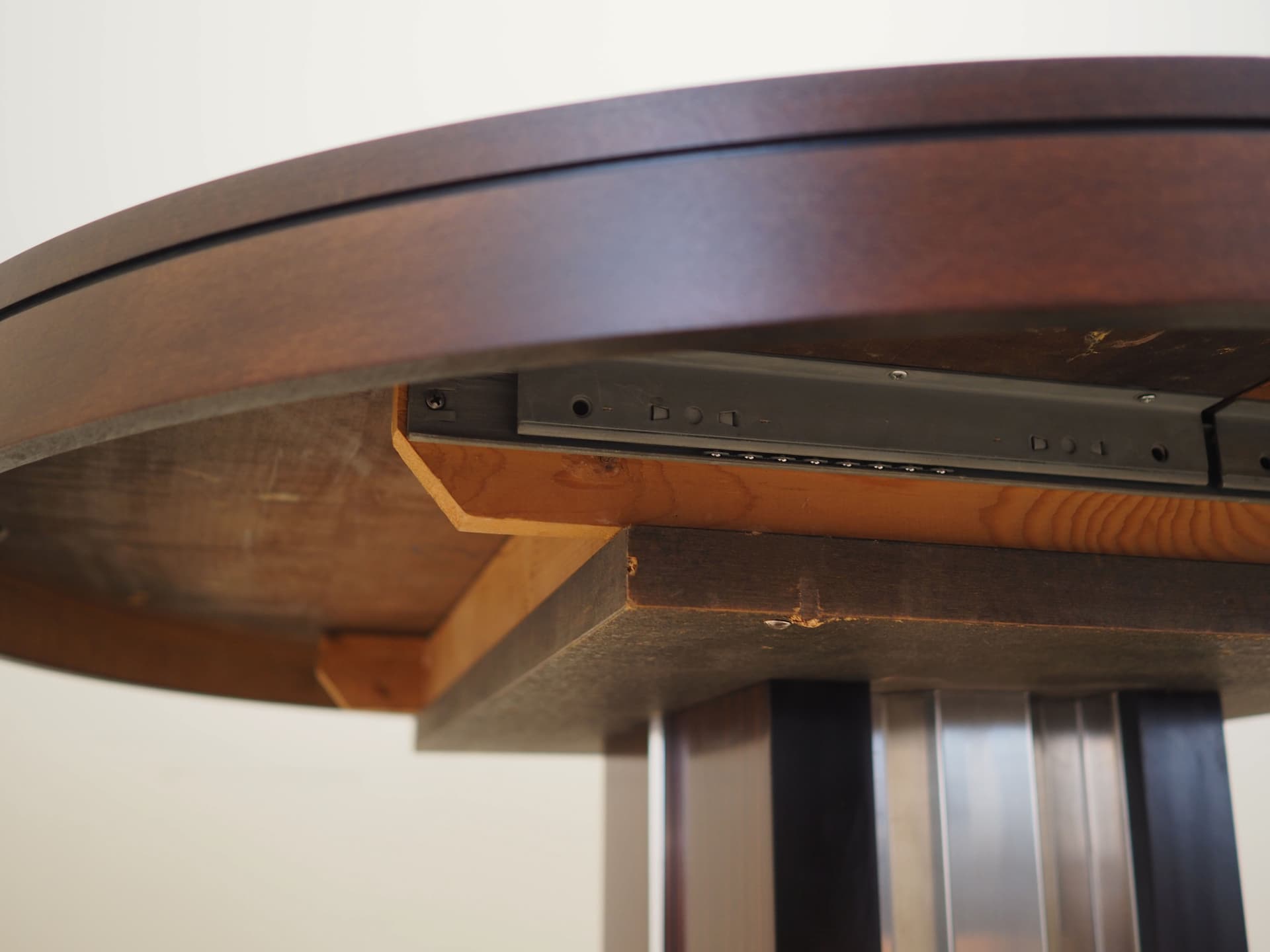 Round table, dark brown mahogany, steel, Italy, 1970s. - 123541