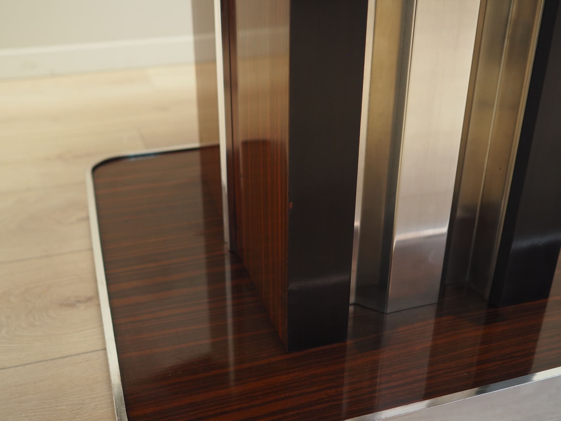 Round table, dark brown mahogany, steel, Italy, 1970s. - 123538