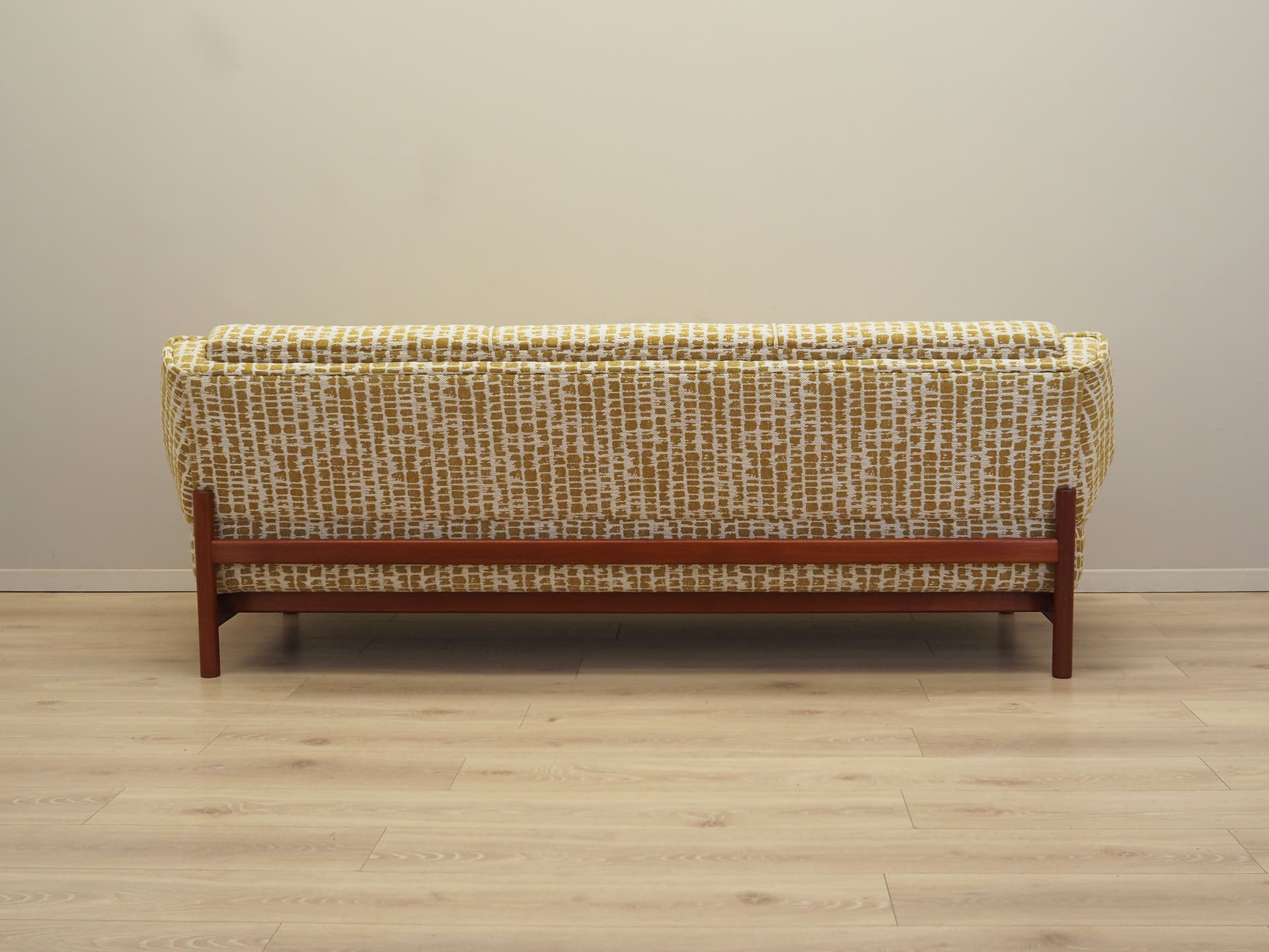 Sofa trzyosobowa, multikolor, tkanina, drewno, Dania, lata 70. - 123578