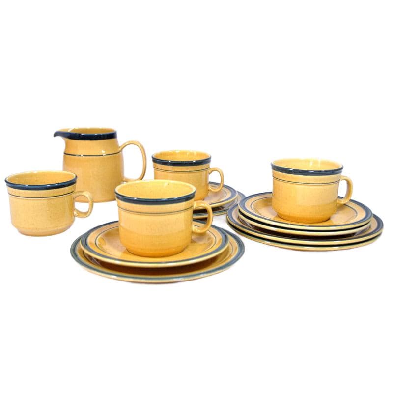 Żółty serwis stołowy, proj. A. Campi dla Laveno Richard Ginori, Włochy, lata 70. - 8332