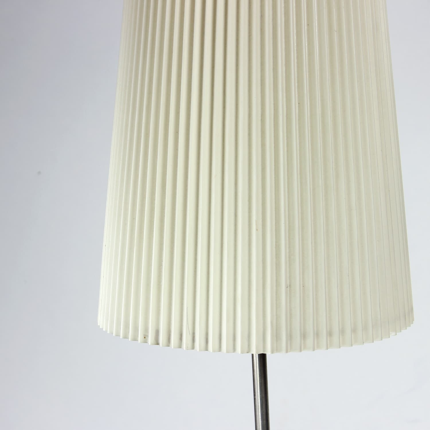 Floor lamp, cream plastic, black metal, VEB Wohnraumleuchten, Germany, 1970s. - 123839