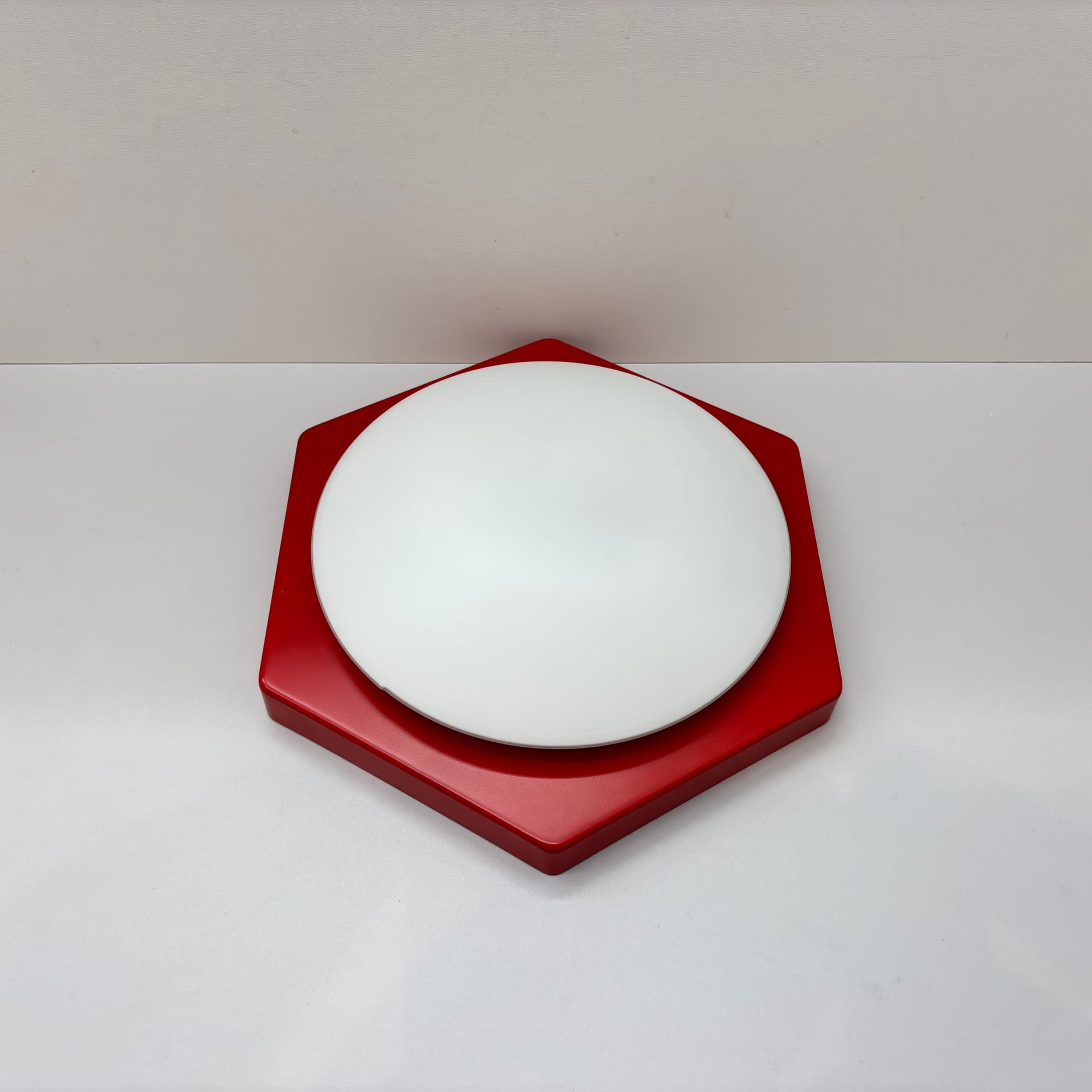 Kinkiet, Neuhaus Leuchten, czerwony, metal, szkło, proj. Rolf Kruger, Niemcy, lata 70. - 124262