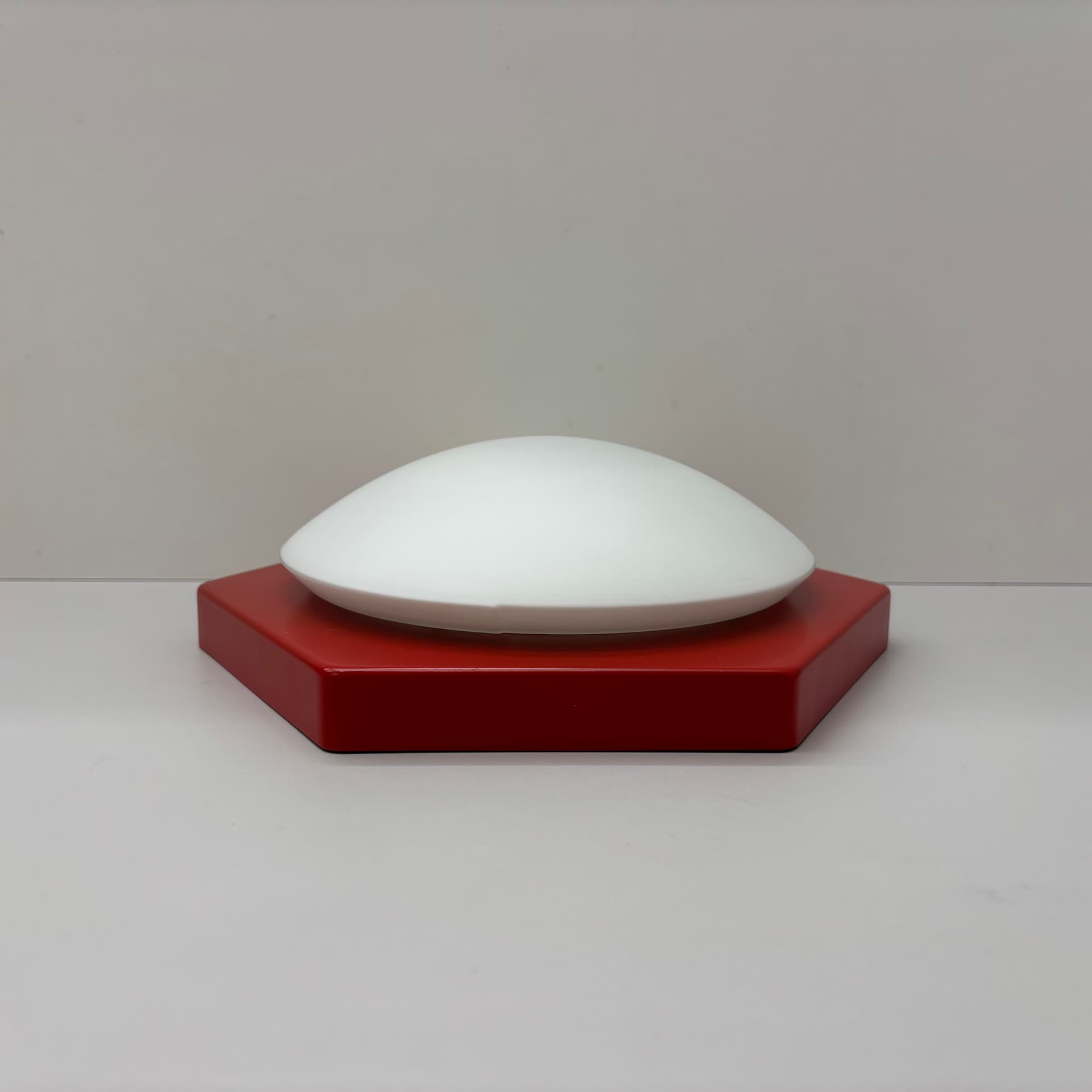 Kinkiet, Neuhaus Leuchten, czerwony, metal, szkło, proj. Rolf Kruger, Niemcy, lata 70. - 124263