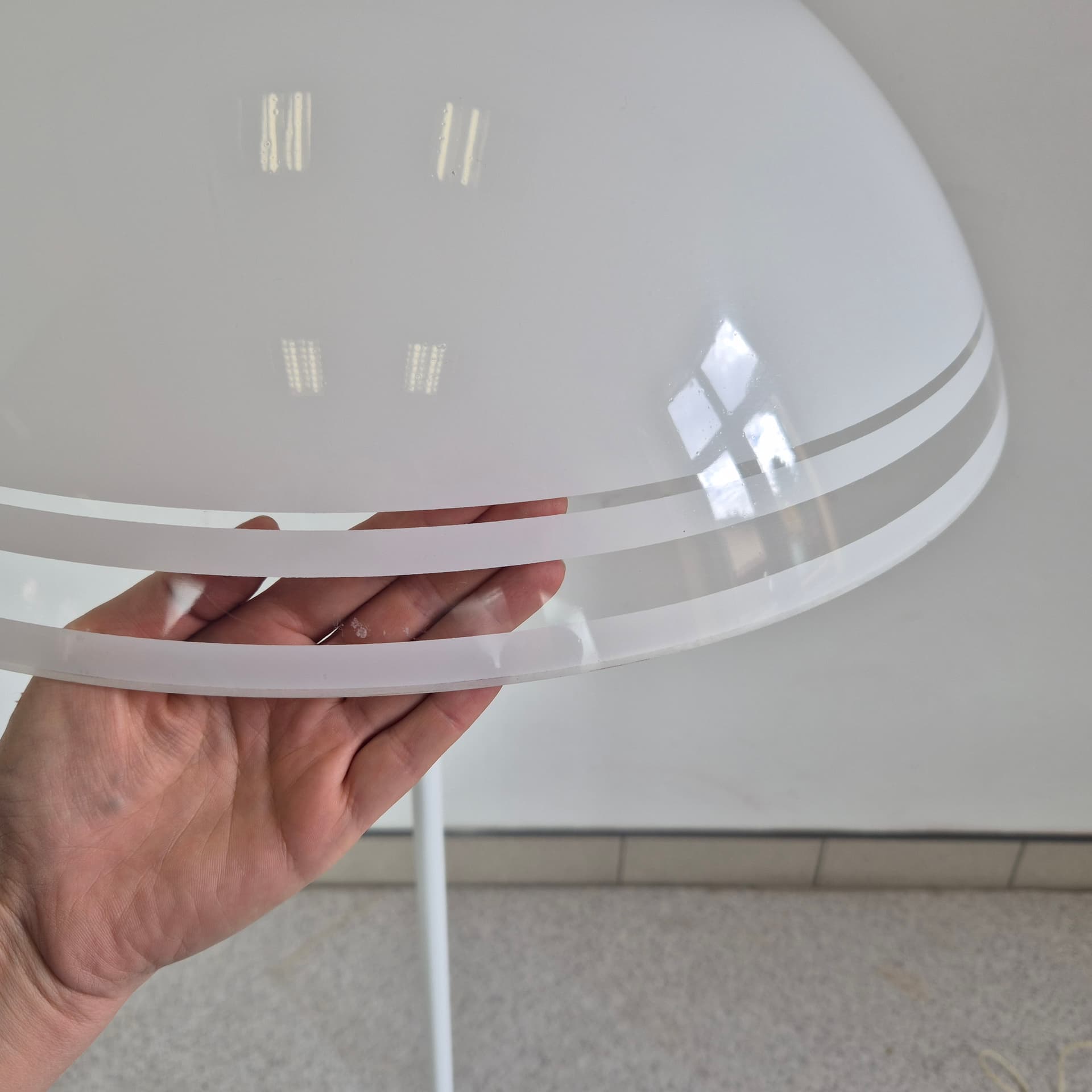 Lampa podłogowa Space Age, akryl biały, metal biały, Niemcy, lata 70. - 125210