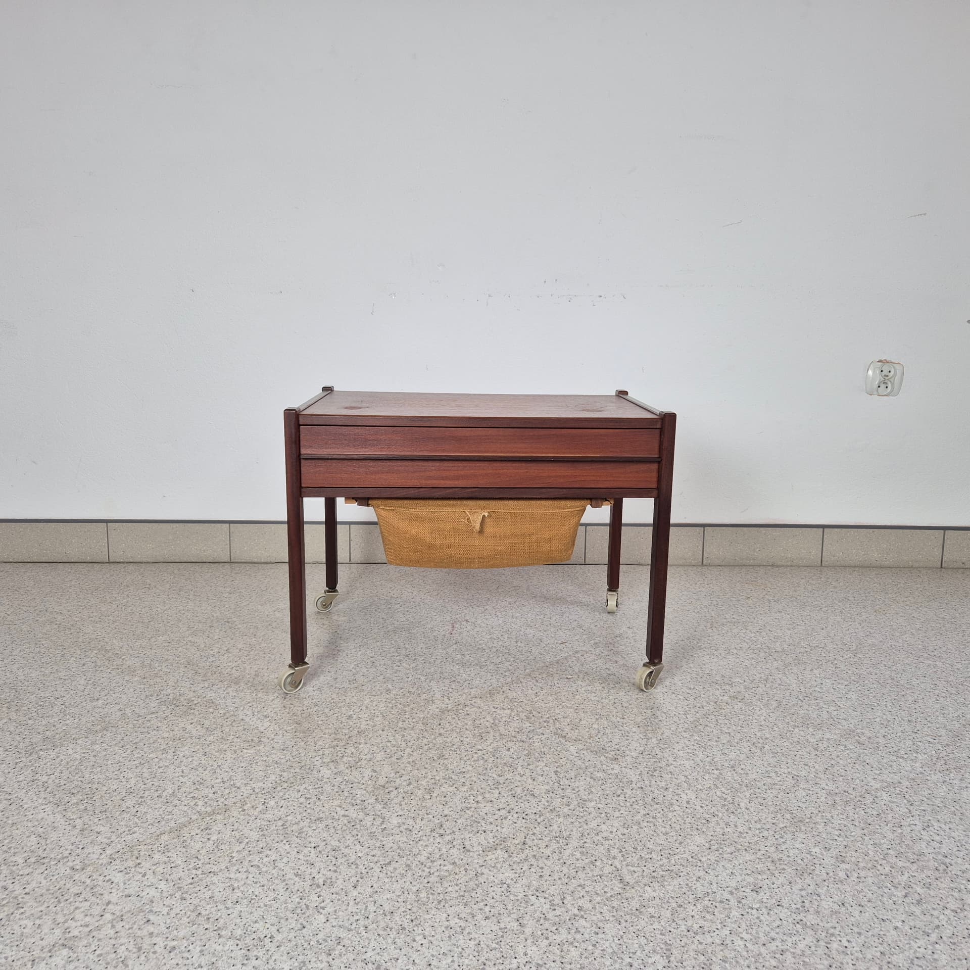 Niciak, tek, brązowy, Dania, lata 60. - 125231