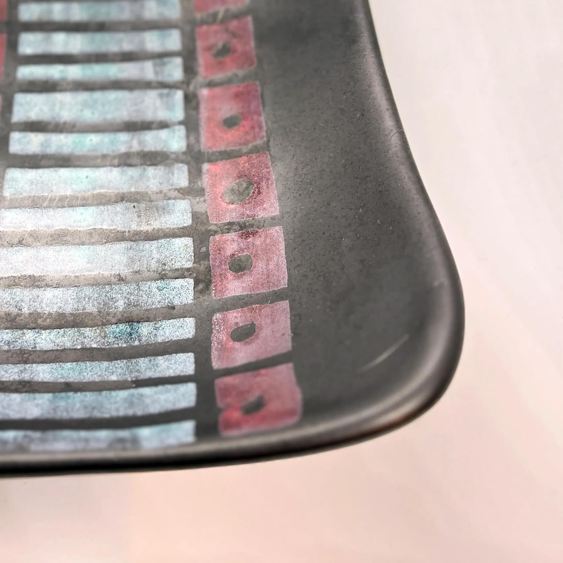 Bowl Strehla, black stoneware, Strehla Keramik, Germany, 1970s. - 126227