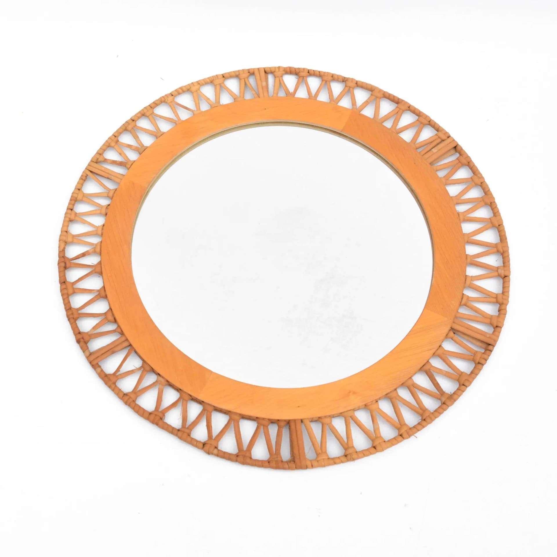 Wall Mirror Round, beige, beech, rattan, Denmark, 1970s. - 126218