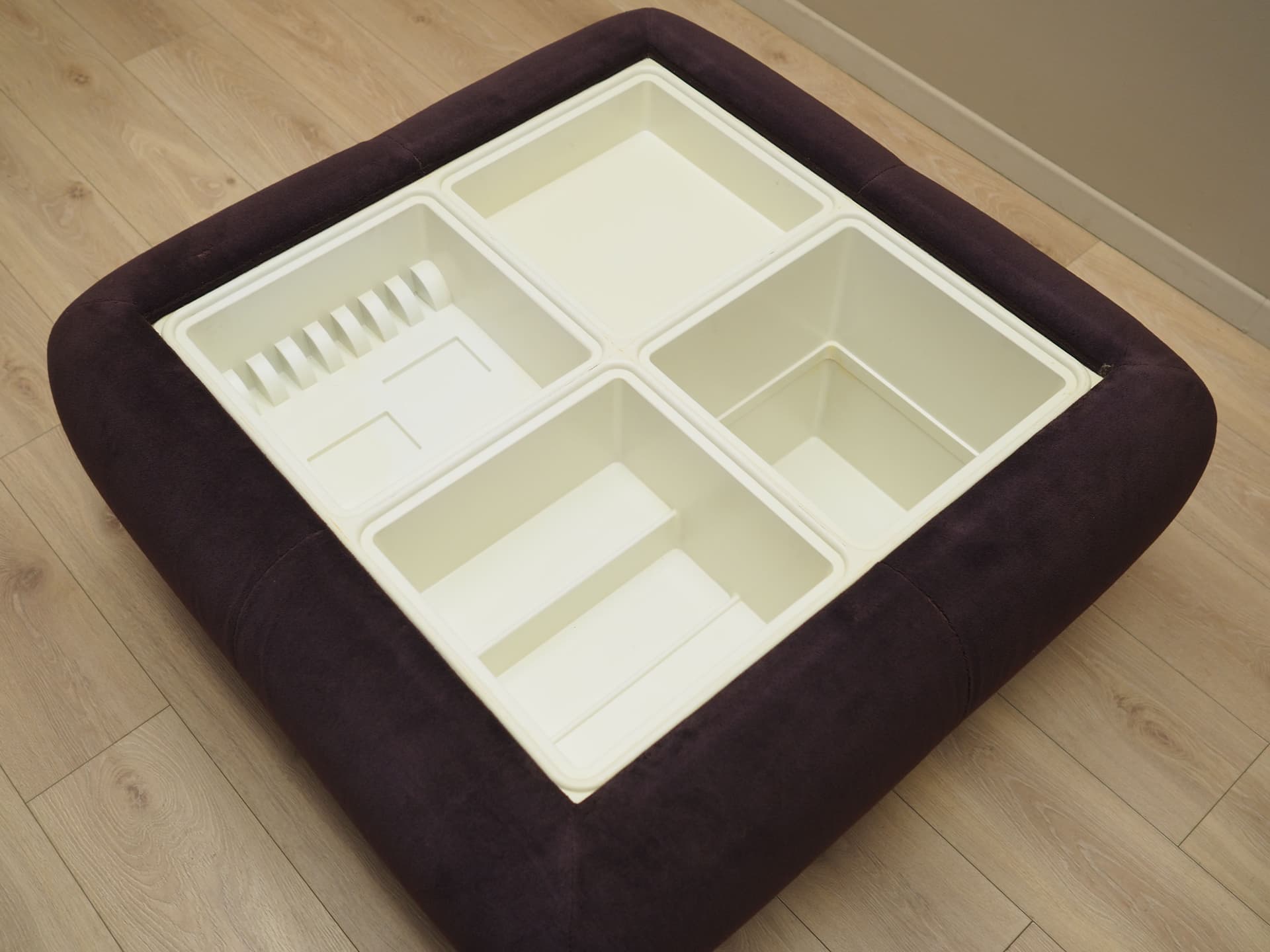 Komplet wypoczynkowy Nuvolone, velvet brązowy, proj. R. Maturi, Włochy, lata 70. - 125836