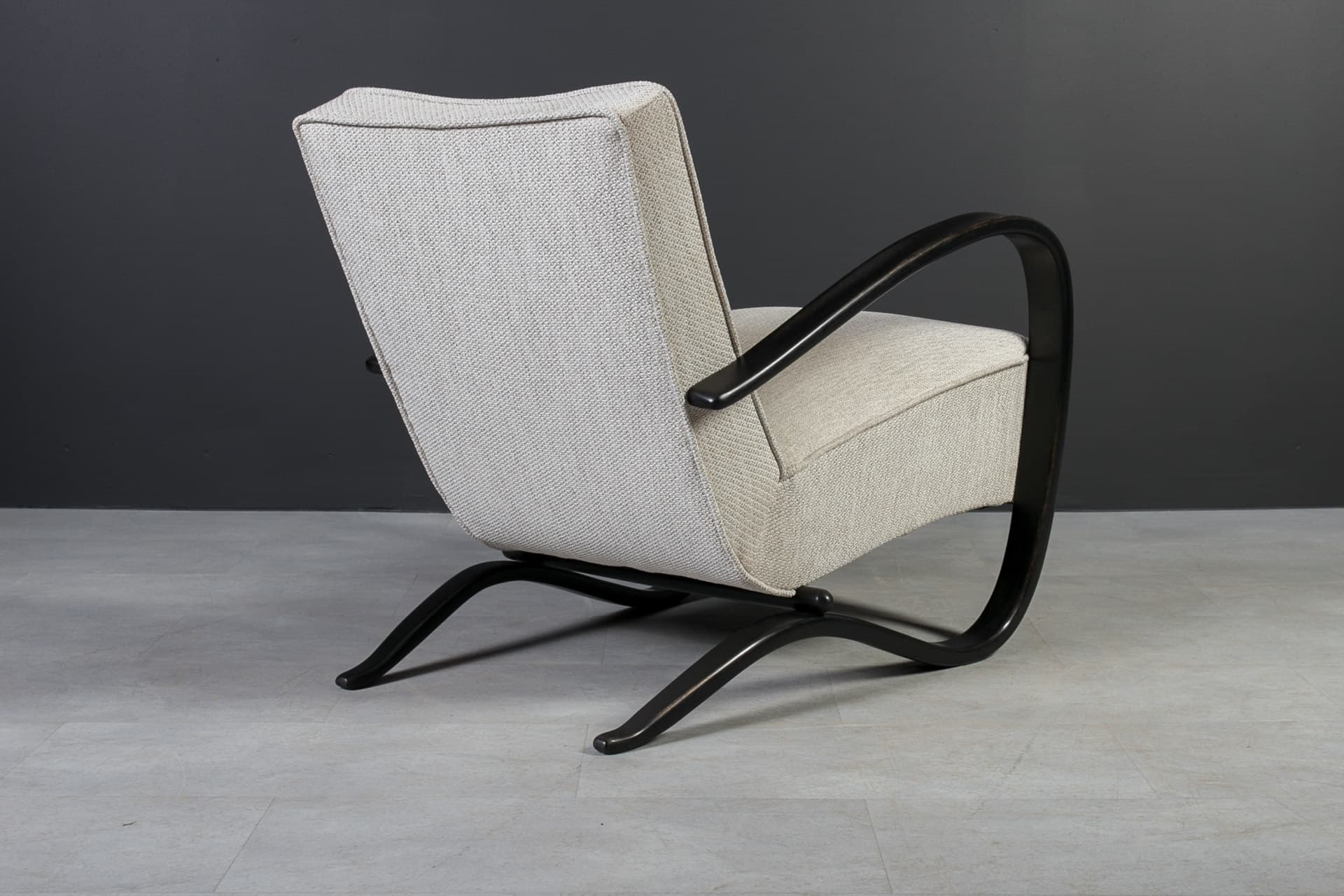 Fotel H269, Art déco, szary, buk, proj. J. Halabala, UP Závody, Czechosłowacja, lata 30. - 8425