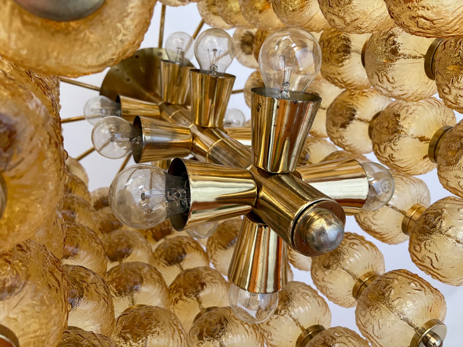 Chandelier, golden glass, Poland, 1980s. - 125910