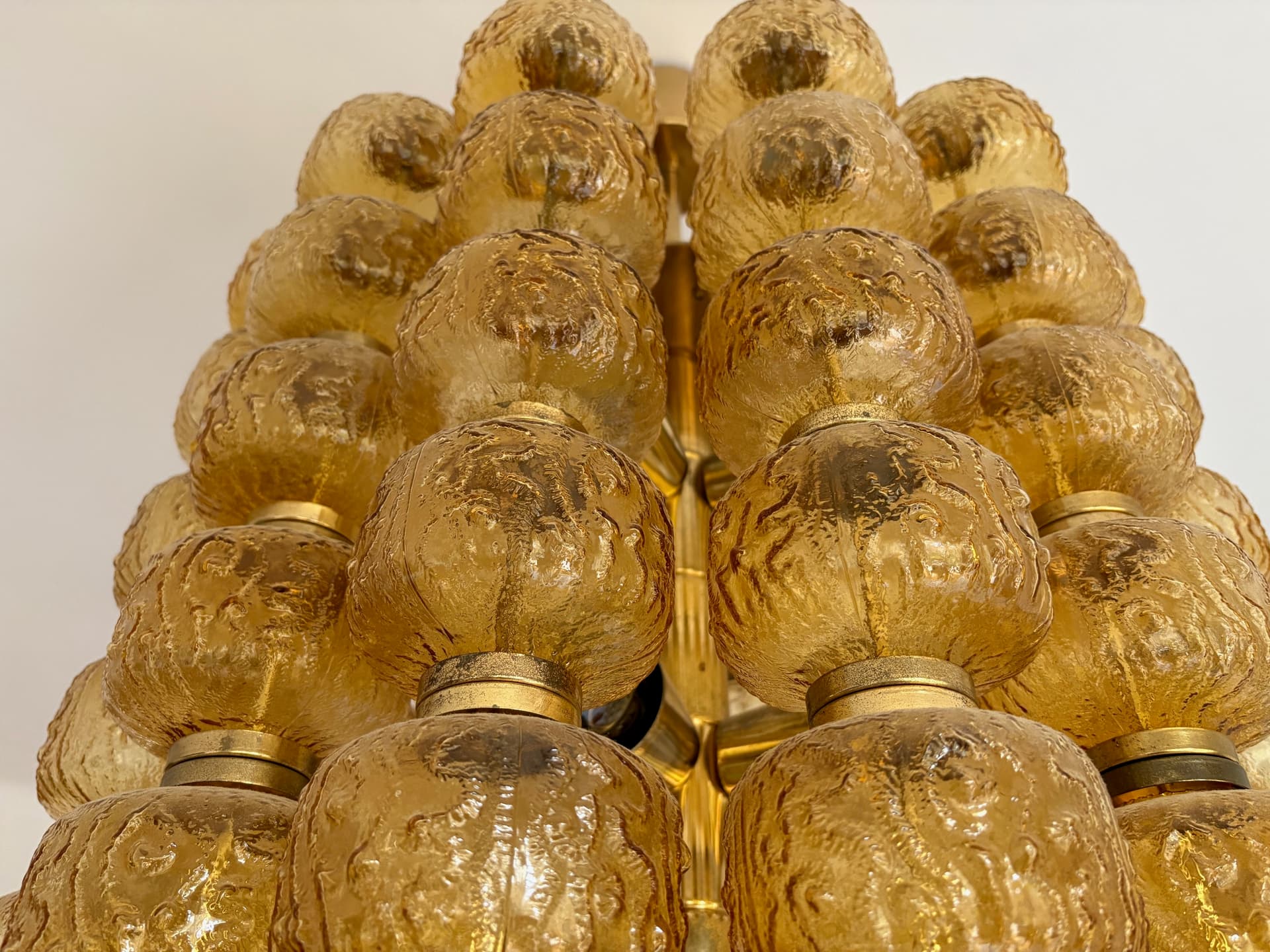 Chandelier, golden glass, Poland, 1980s. - 125914