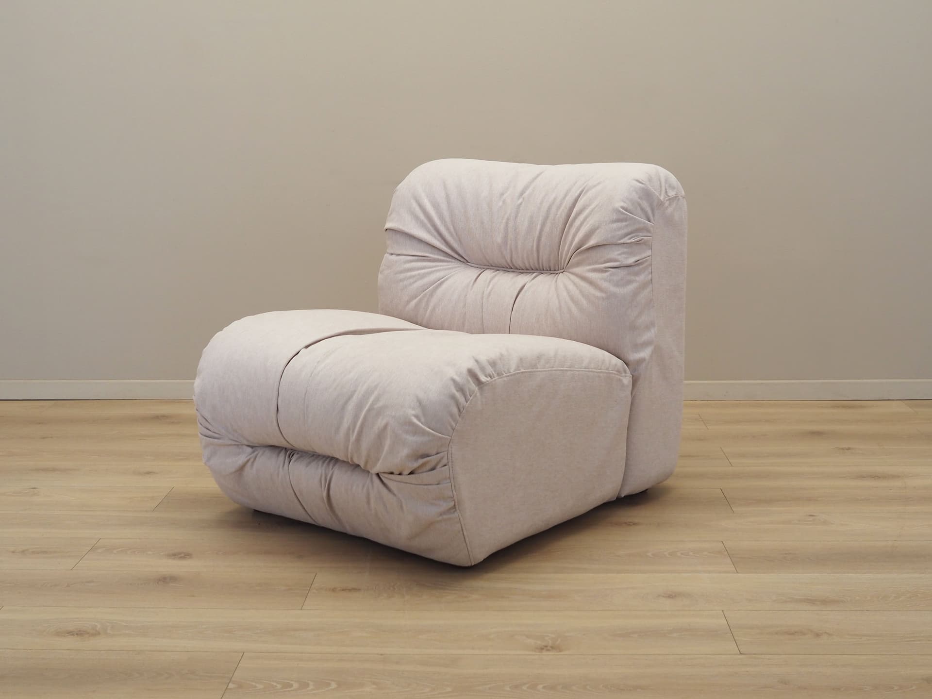 Armchair, beige fabric, Italy, 1970s. - 125940