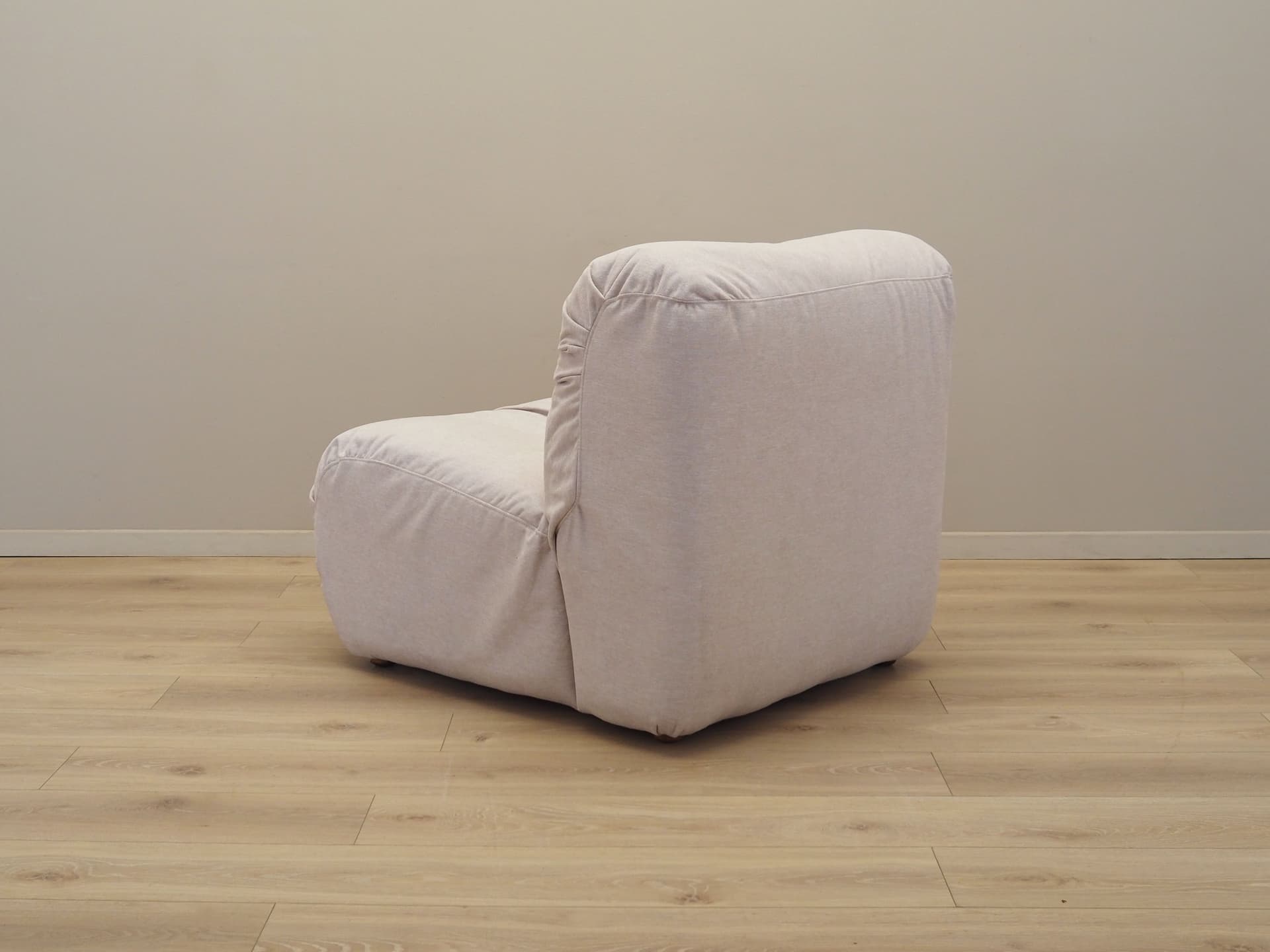Armchair, beige fabric, Italy, 1970s. - 125943
