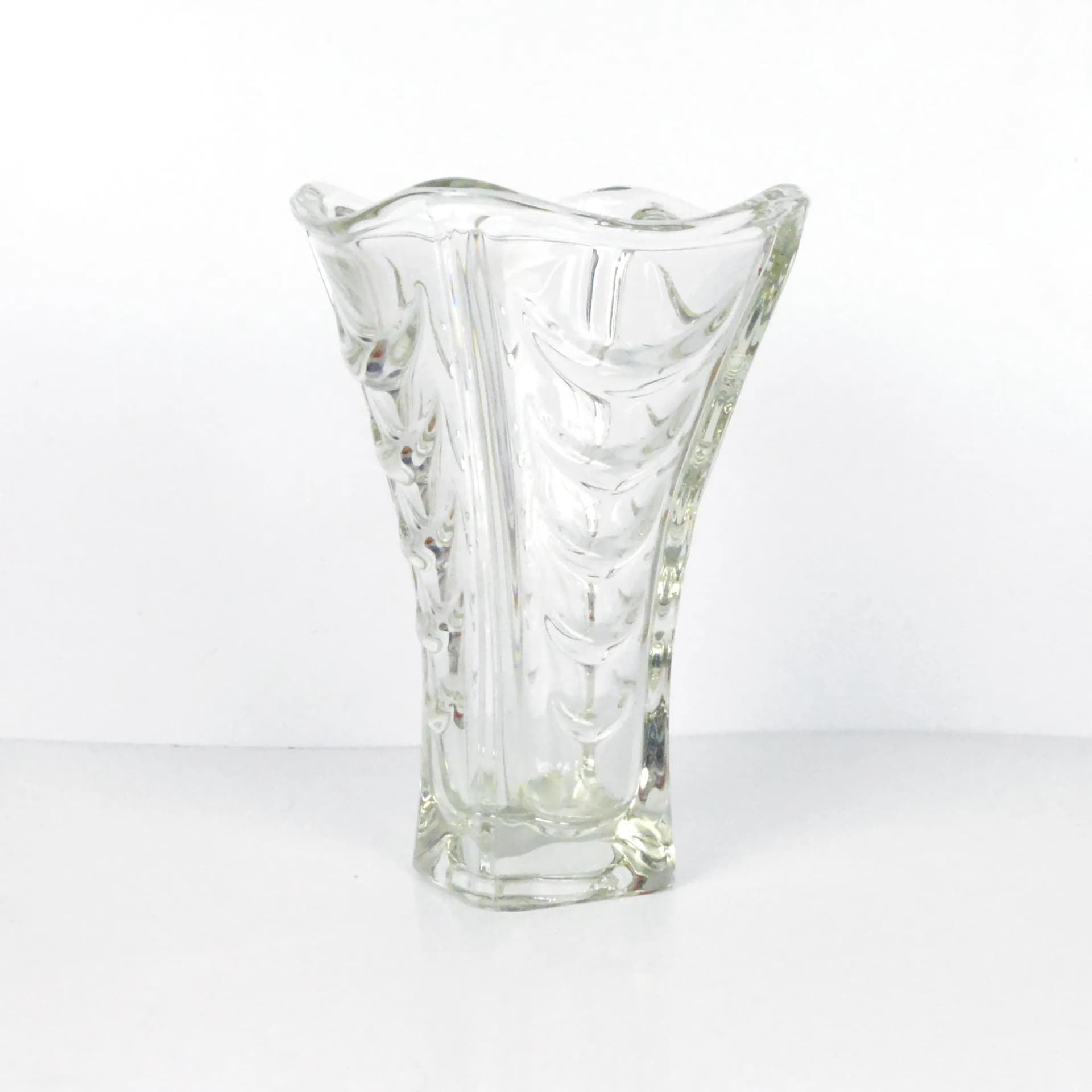 Wazon Drapérie, szkło transparentne, proj. V. Hanuš, Heřmanova Huť, Czechosłowacja, lata 60. - 129660