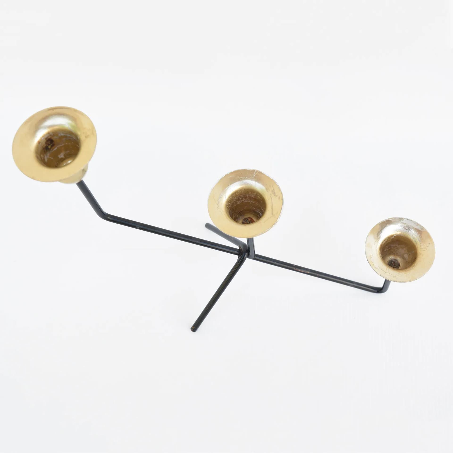 Świecznik stołowy minimalistyczny, aluminium czarne, mosiądz złoty, Belgia, lata 70. - 128584