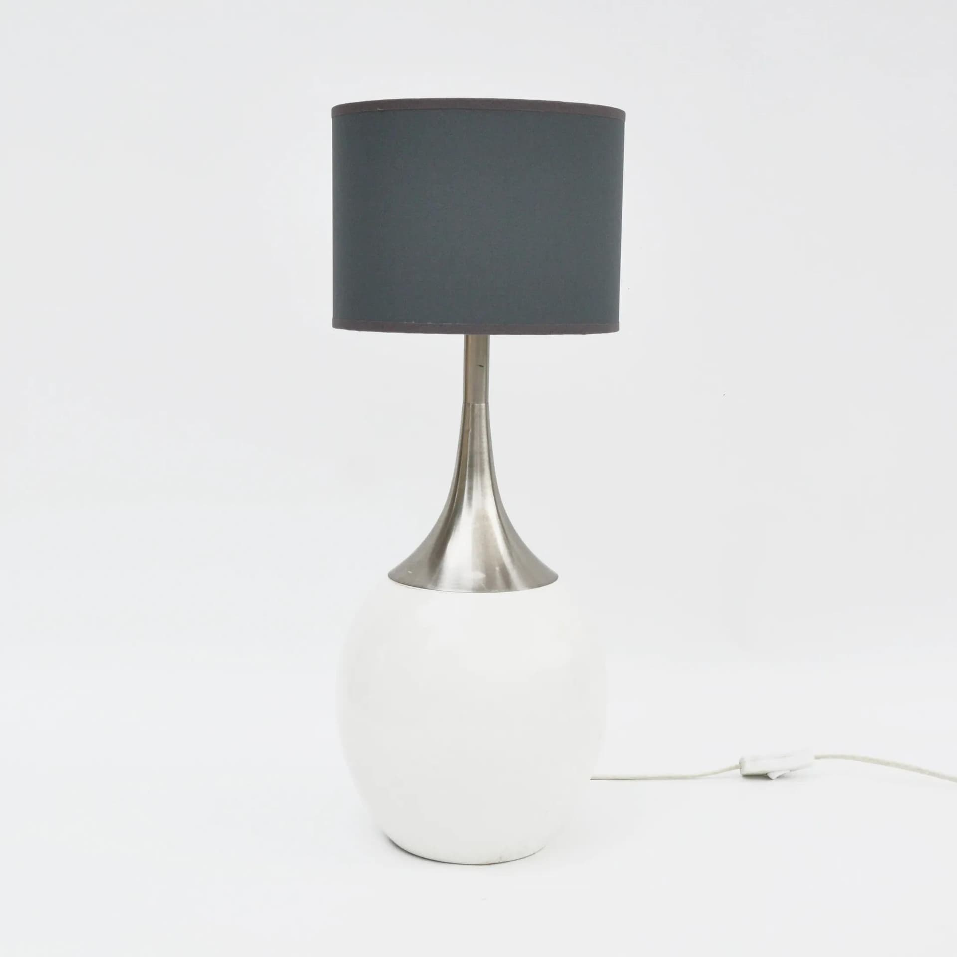 Lampa stołowa, szary klosz, ceramika biała, stal szczotkowana, tkanina, ROGO Leuchten, Niemcy, lata 80. - 128182