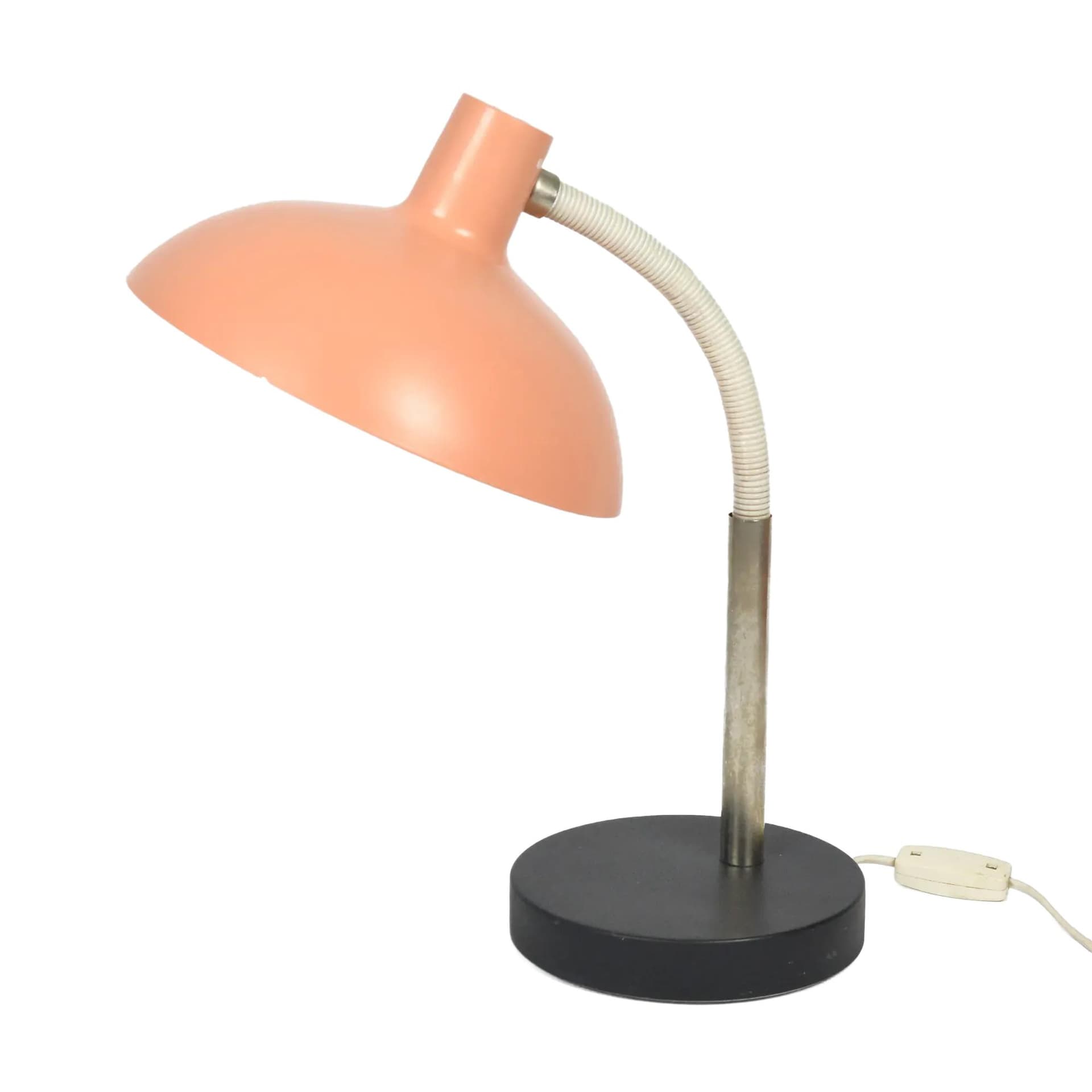 Lampa biurkowa typ 14.B.038, różowy, metal, Polam, Polska, lata 70.