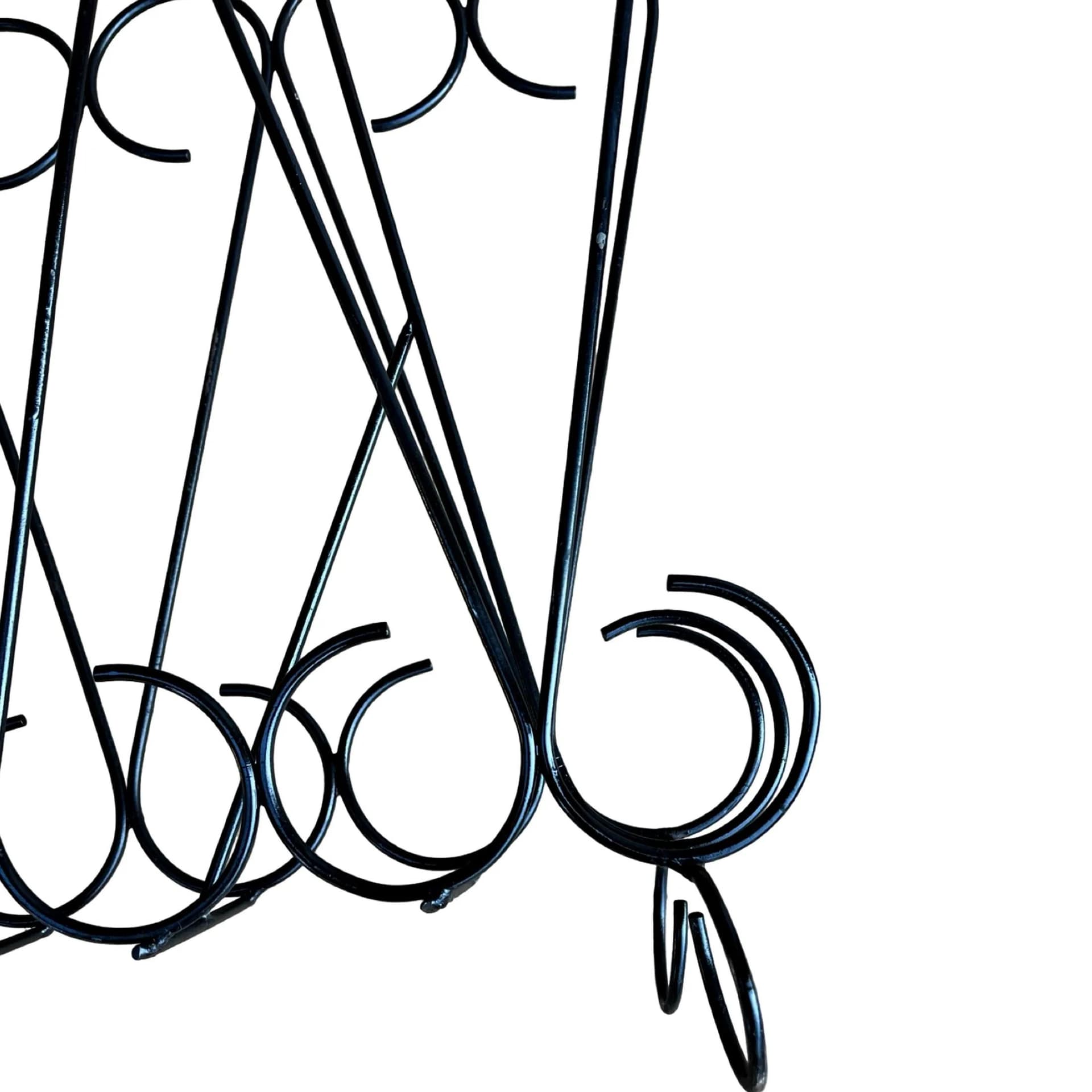 Gazetnik ażurowy, czarny, metal, Belgia, lata 70. - 127828