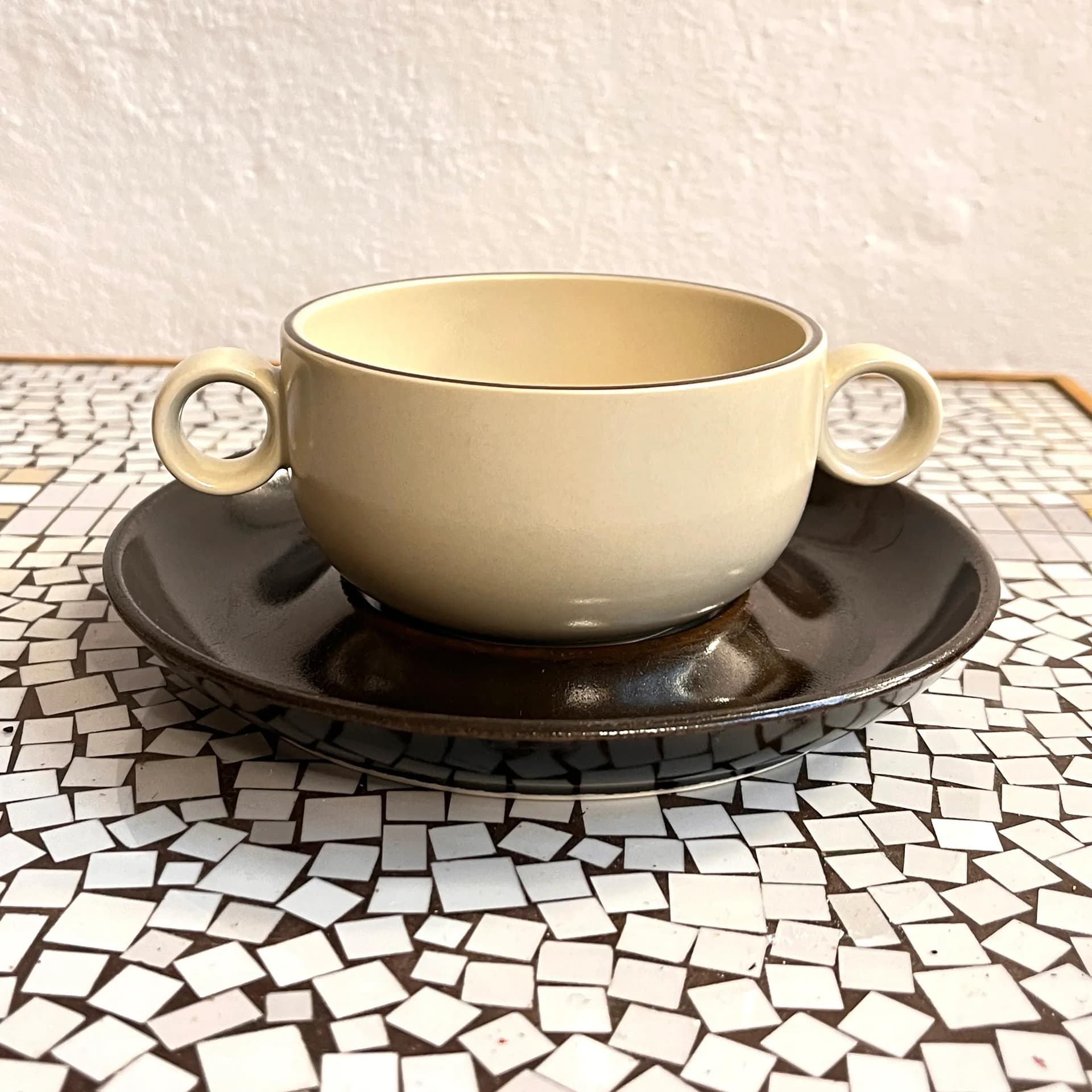 Bulionetka Terra Campagna, porcelana beżowy, proj. W. Karnagel, Rosenthal Studio-line, Niemcy, lata 70. - 127670