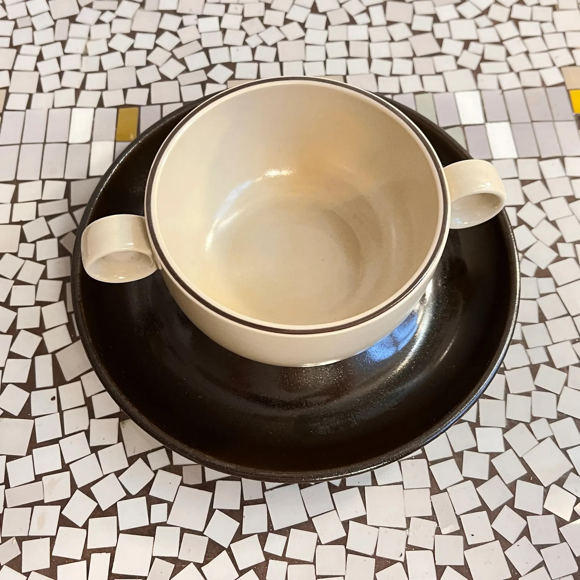 Bulionetka Terra Campagna, porcelana beżowy, proj. W. Karnagel, Rosenthal Studio-line, Niemcy, lata 70. - 127672