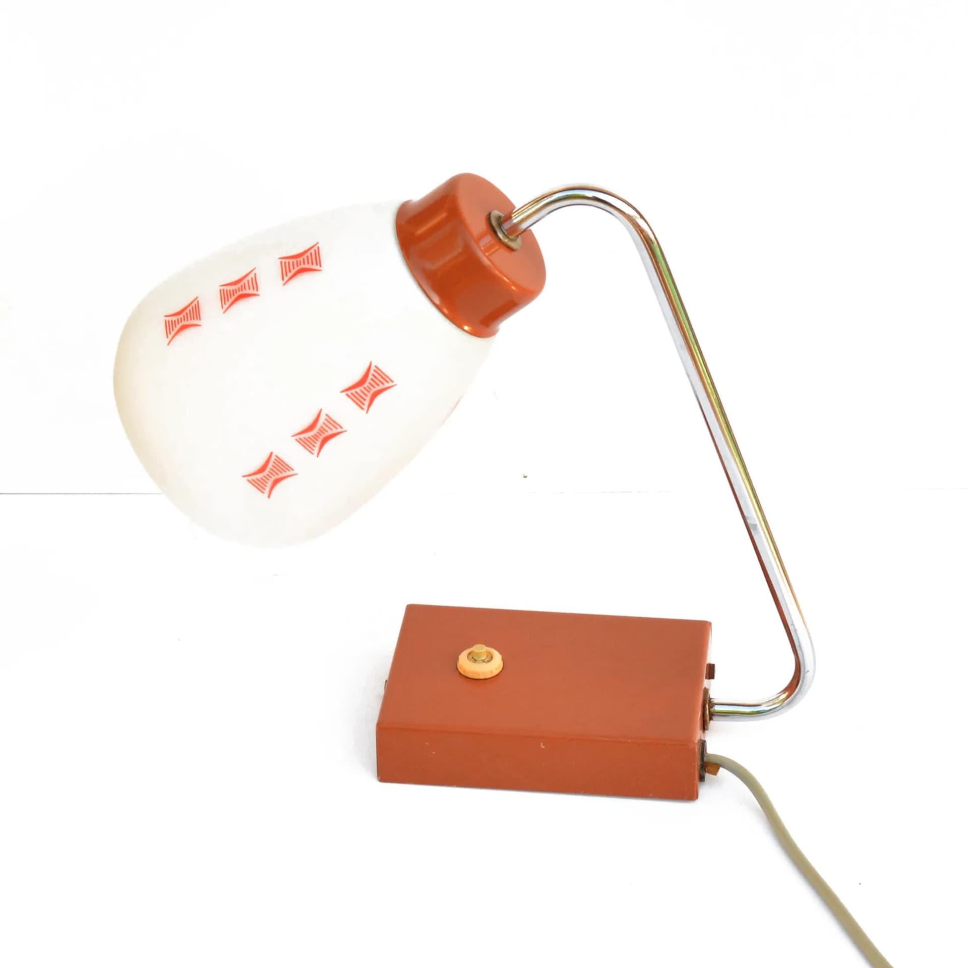 Lampa stołowa L 197-1383, szkło mleczne, stal brązowy, chrom, proj. J. Hurka, Lidokov, Czechosłowacja, lata 60. - 127514