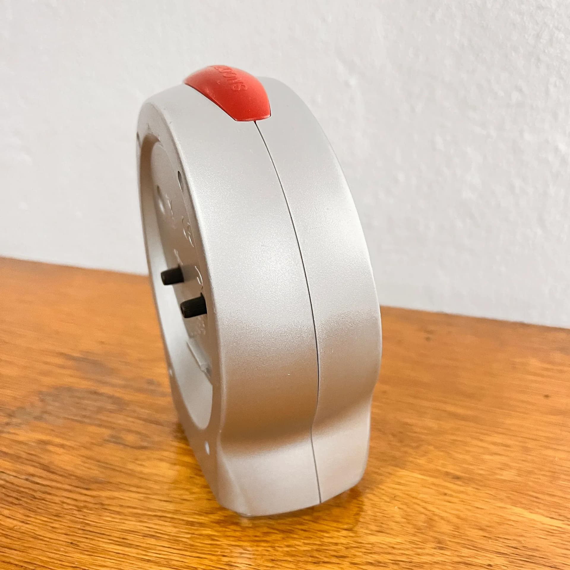 Alarm Clock FC Bayern München, red plastic, Kienzle, Germany, 1990s. - 127287