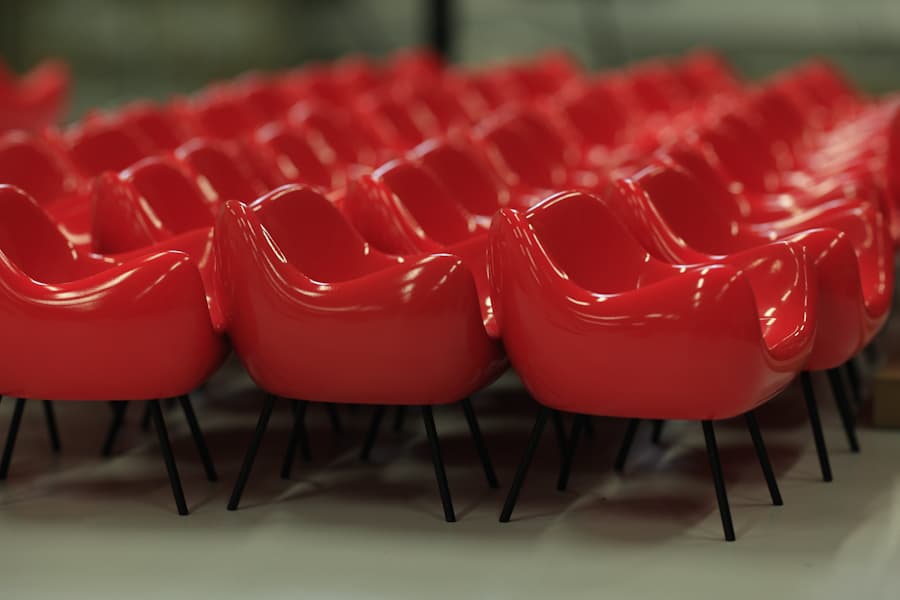 Fotel RM58 Classic Mini czerwony, proj. R. Modzelewski, VZÓR - 8773